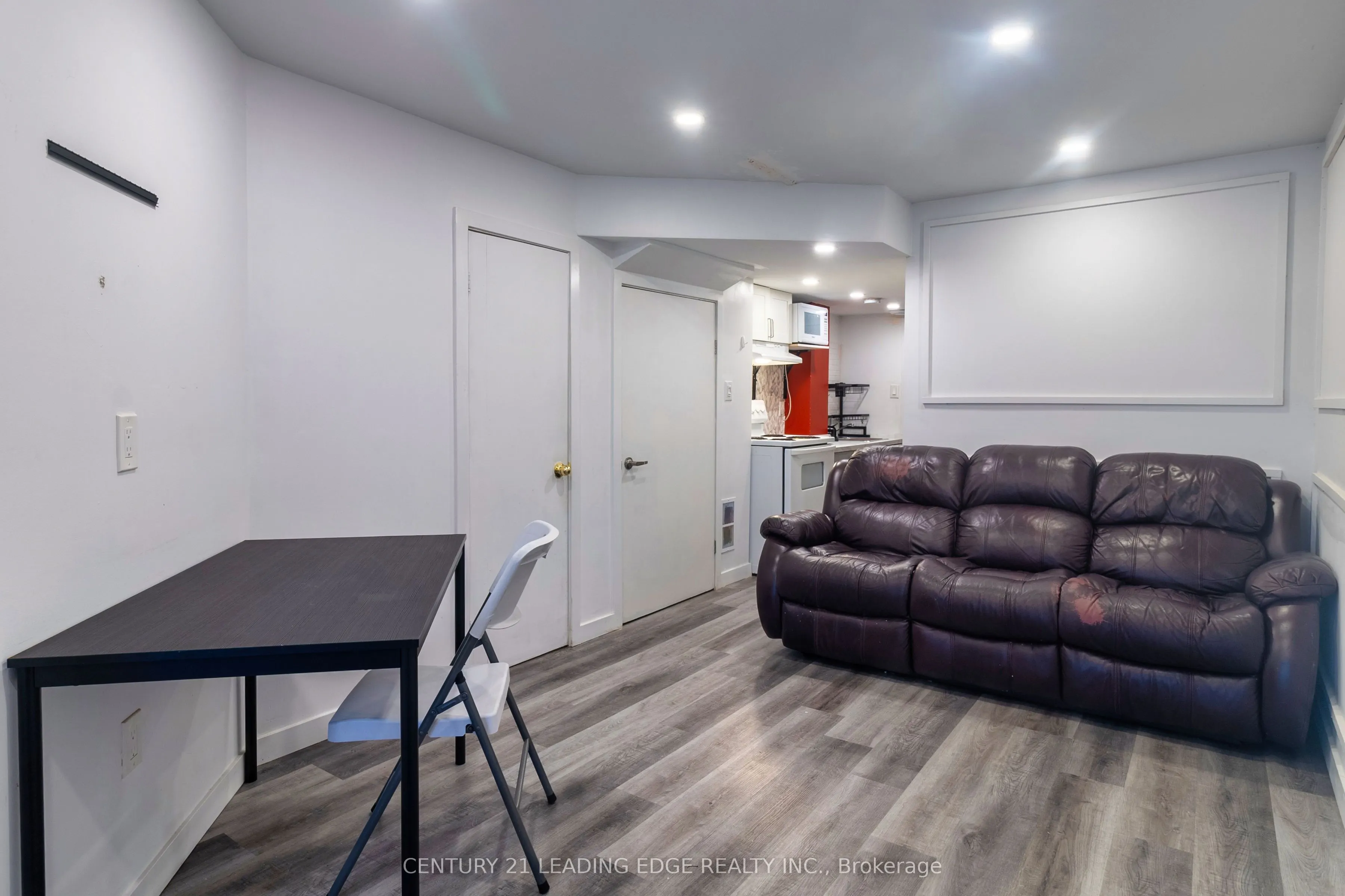 9 Booker Drive, #Lower