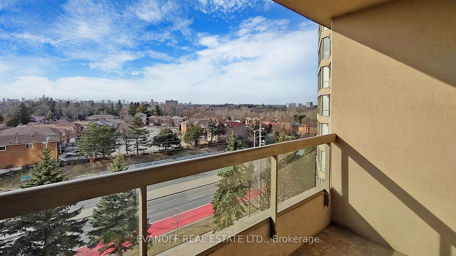 10 Guildwood Parkway, #832