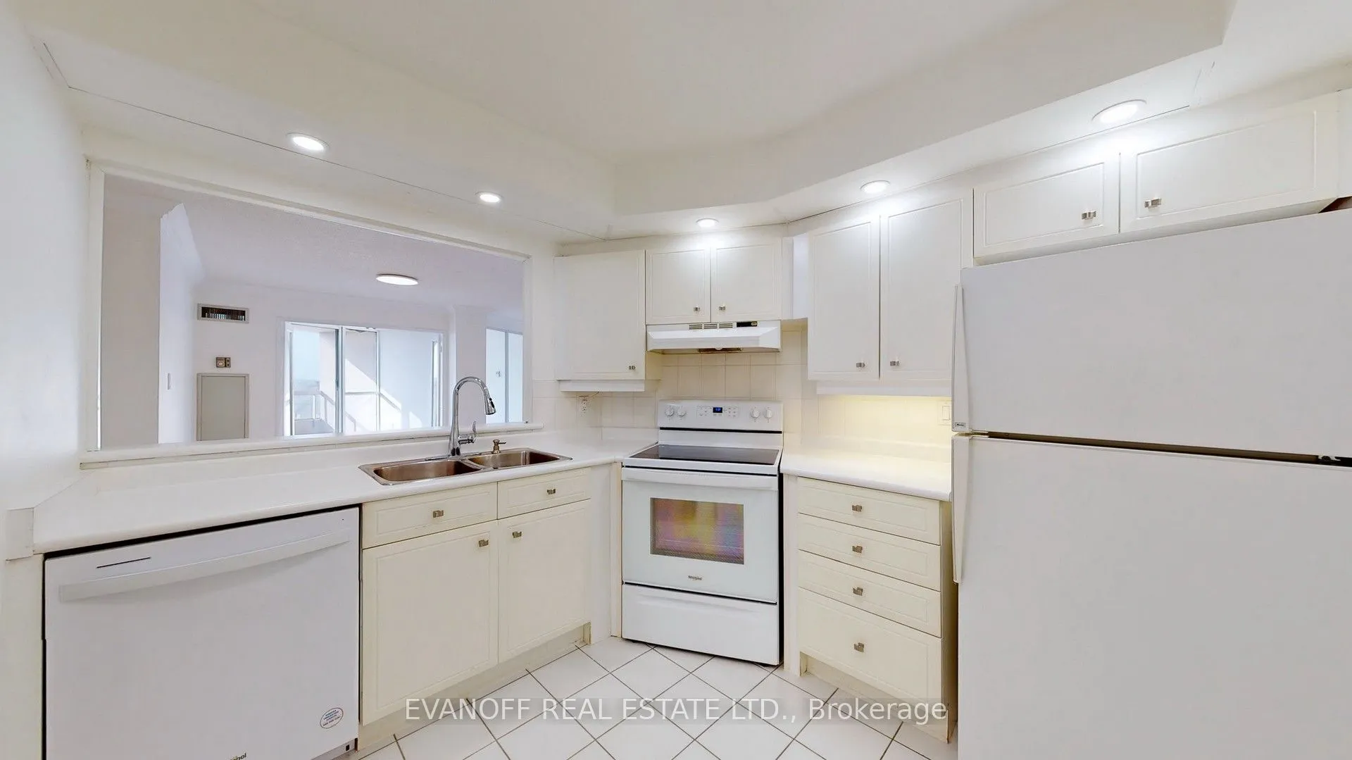 10 Guildwood Parkway, #832