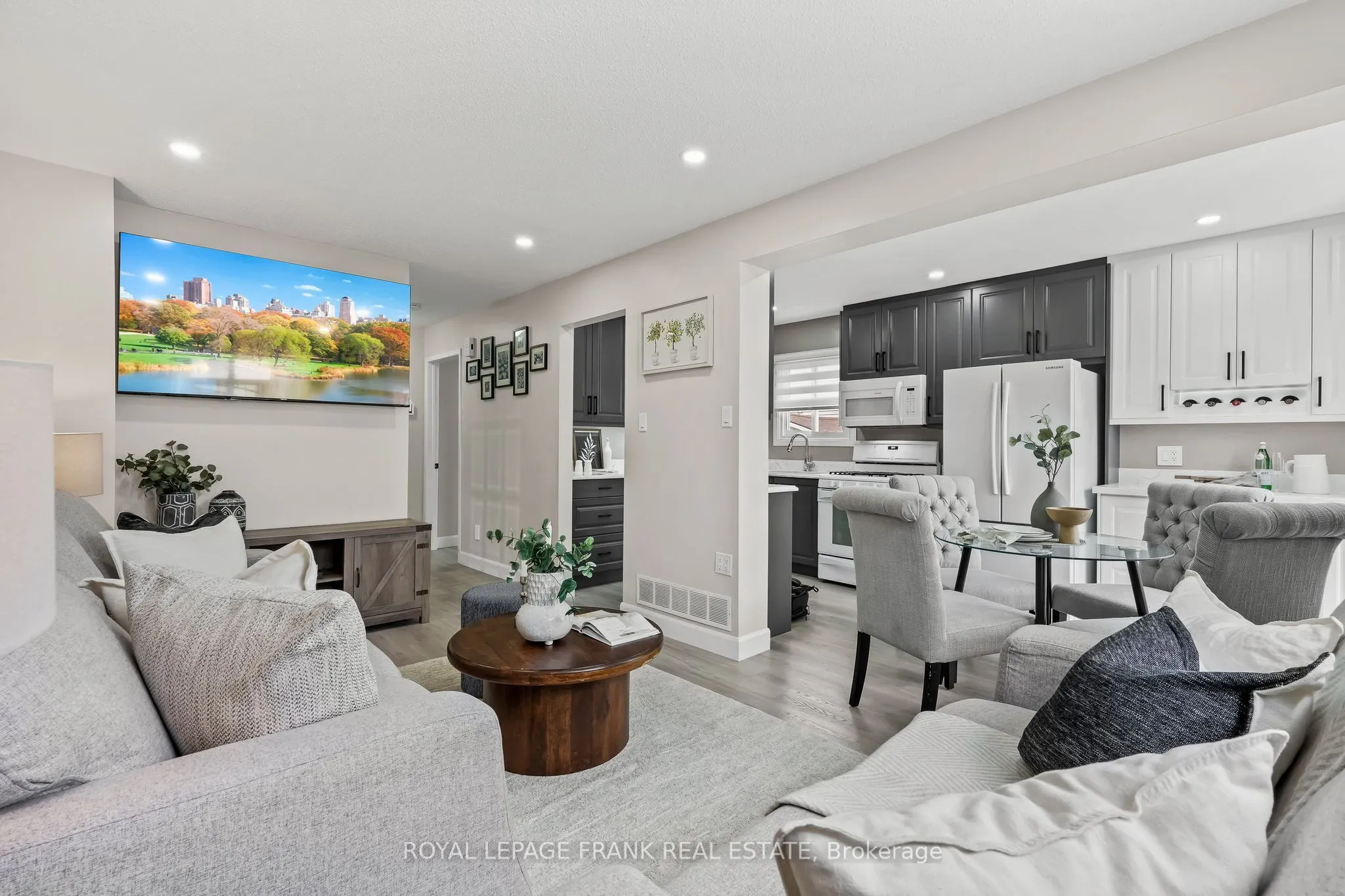 808 Crowells Street
