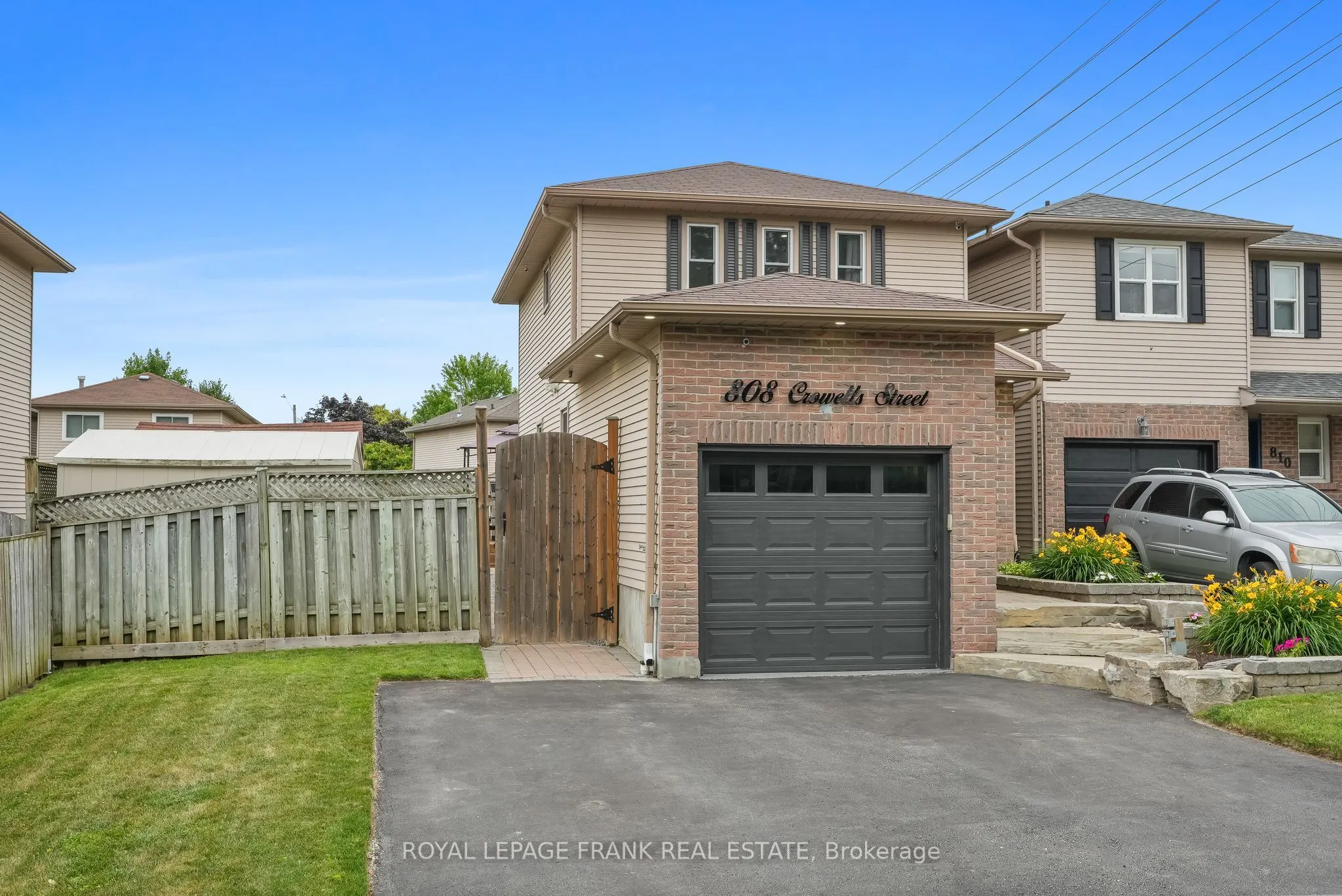 808 Crowells Street