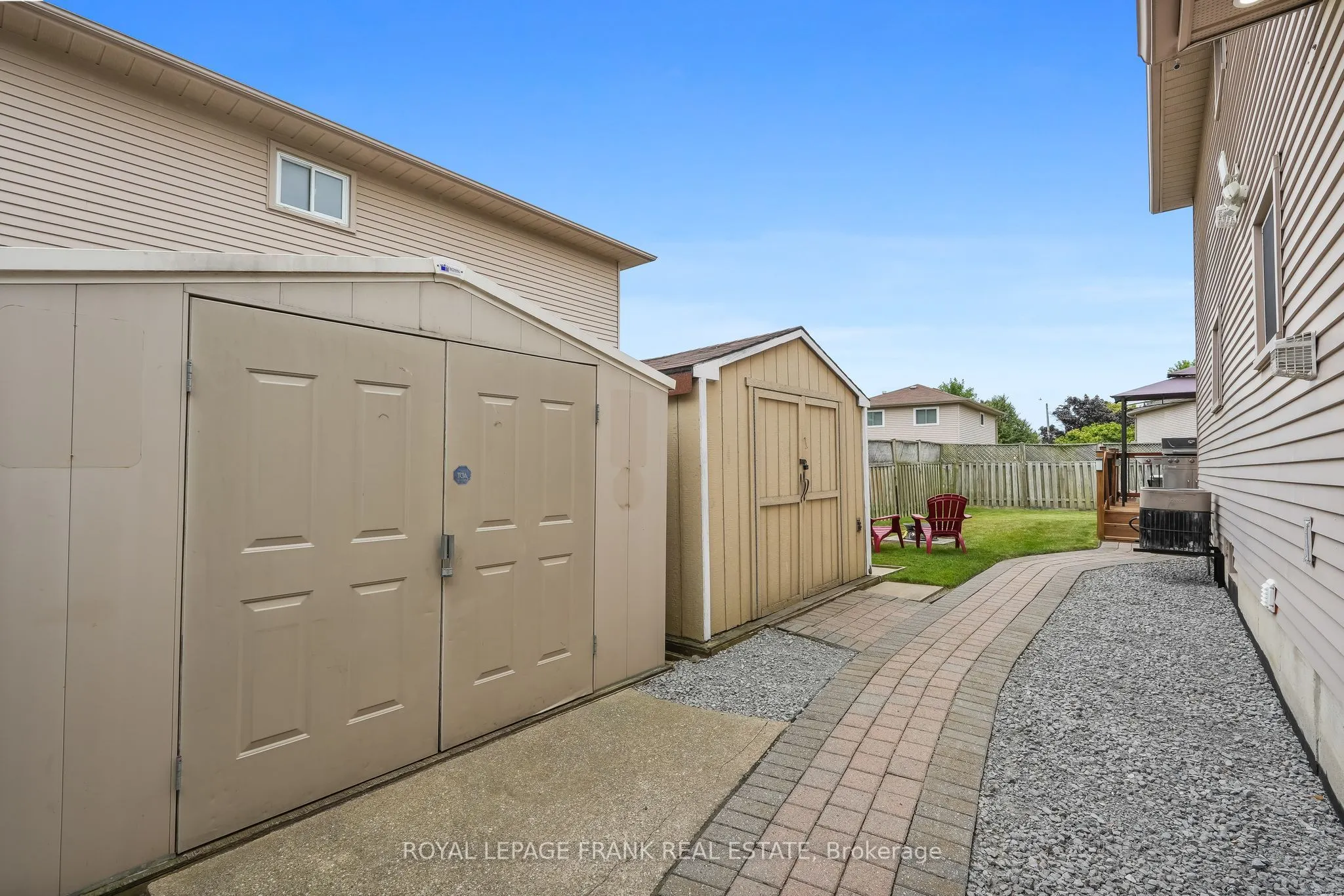 808 Crowells Street