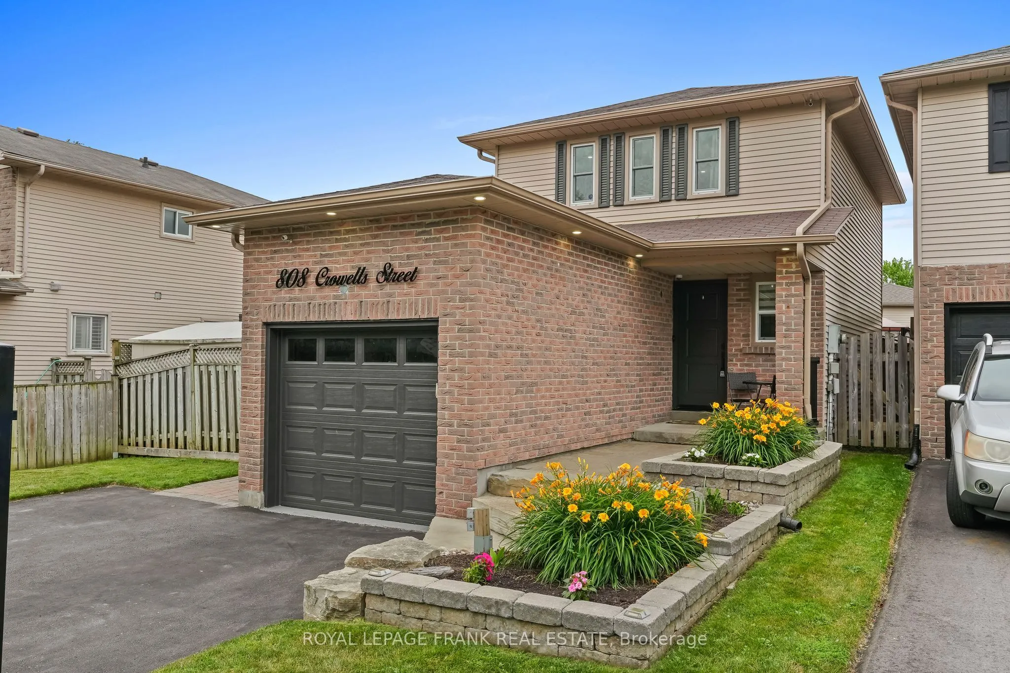 808 Crowells Street