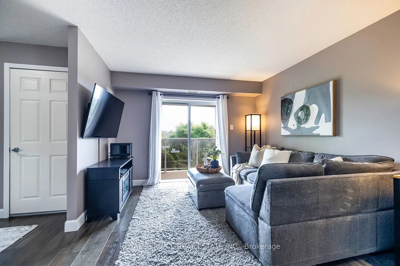120 Aspen Springs Drive, #302