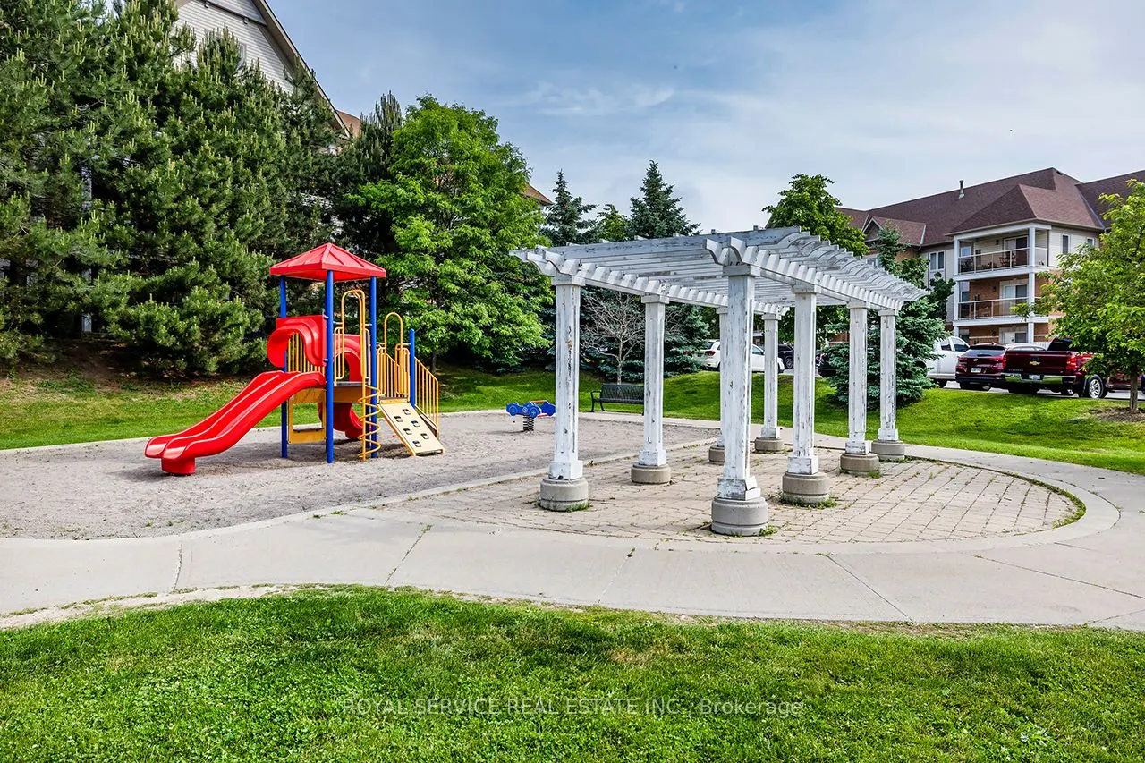 120 Aspen Springs Drive, #302