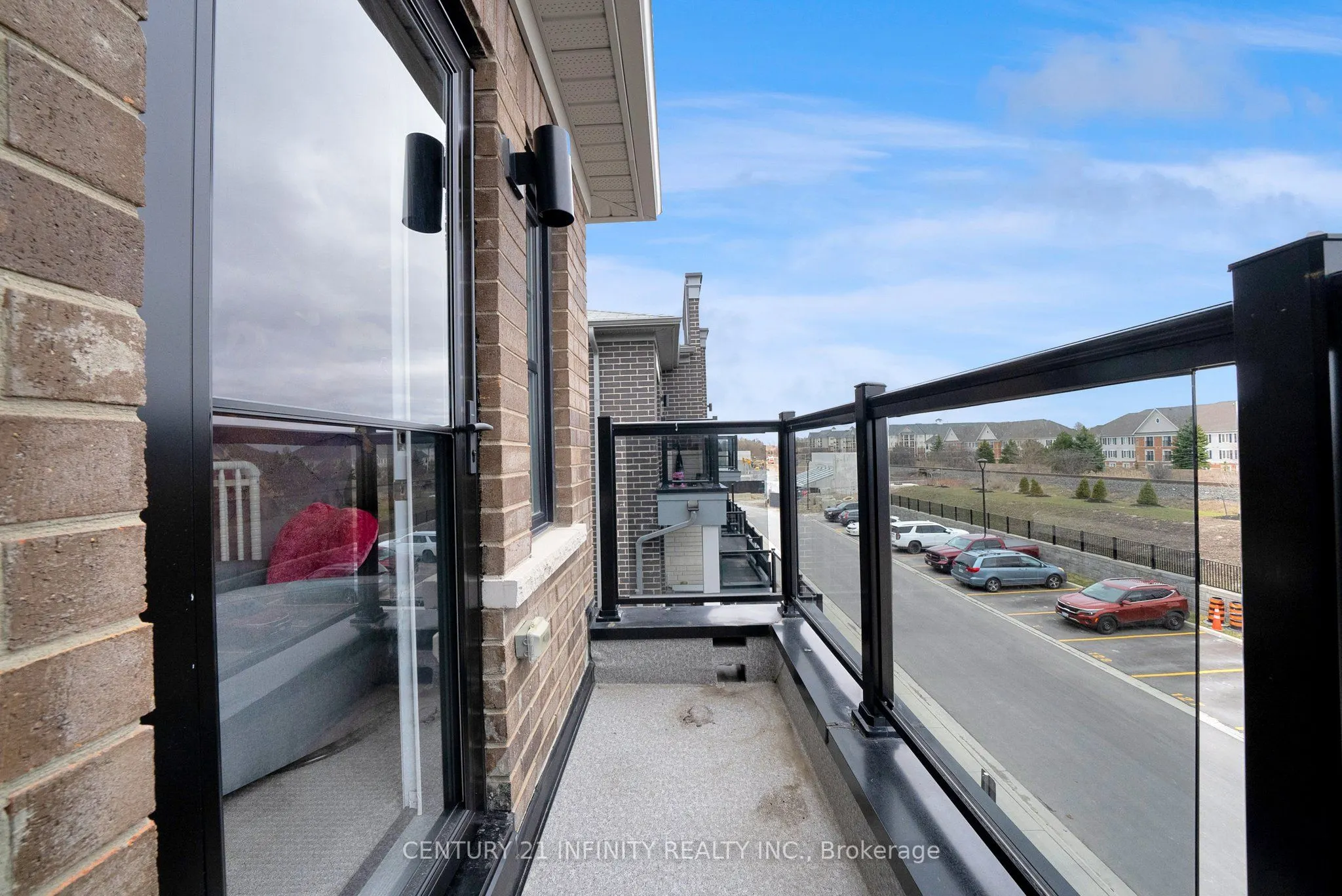 30 King William Way