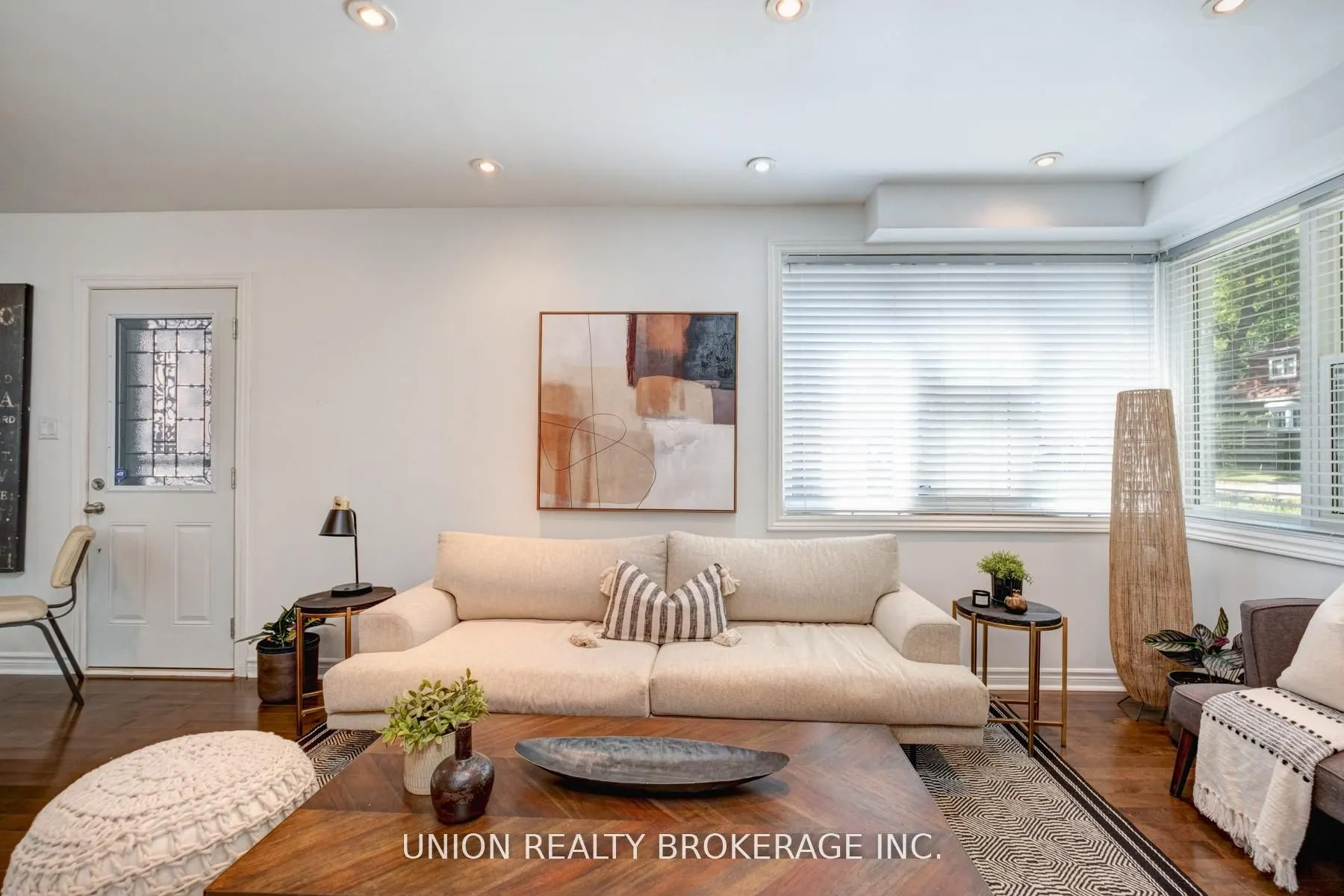 301 Victoria Park Avenue
