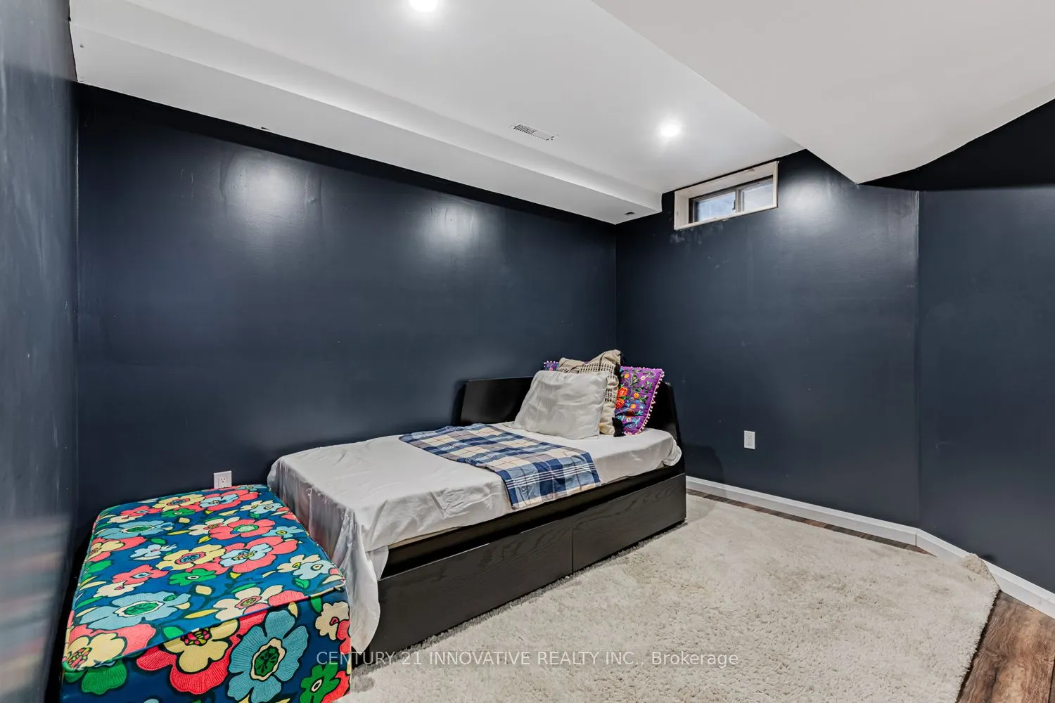 4 Blackfriar Avenue