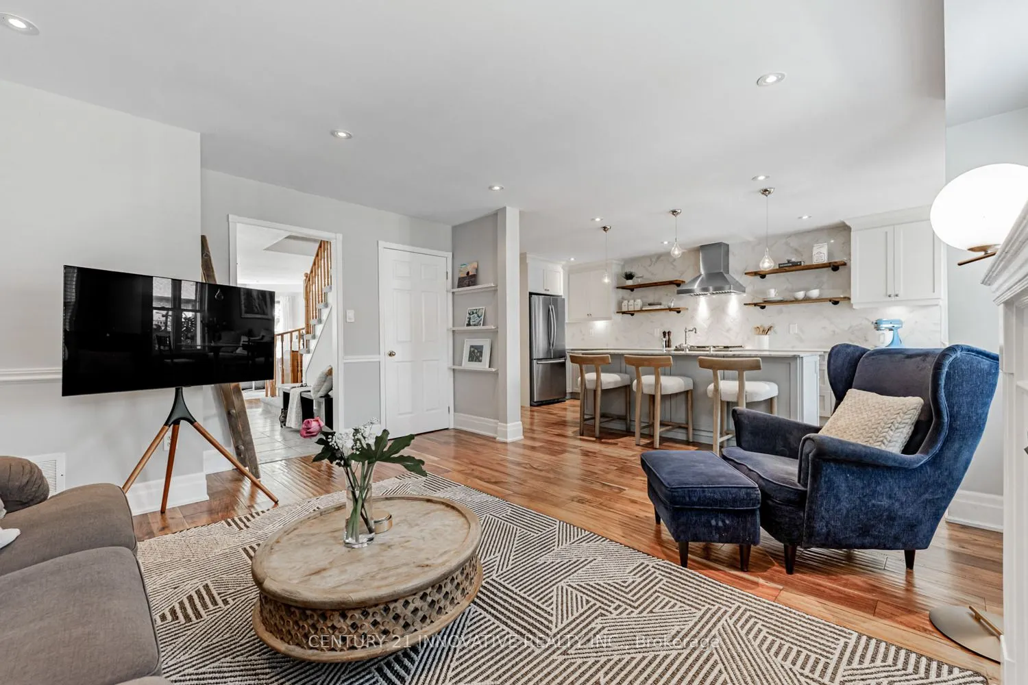 4 Blackfriar Avenue