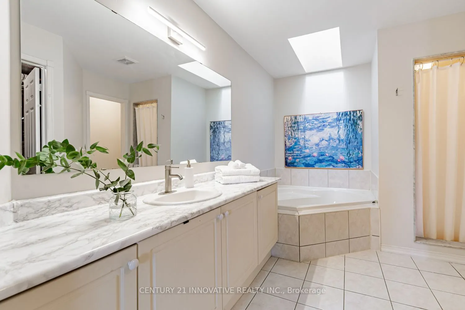 4 Blackfriar Avenue