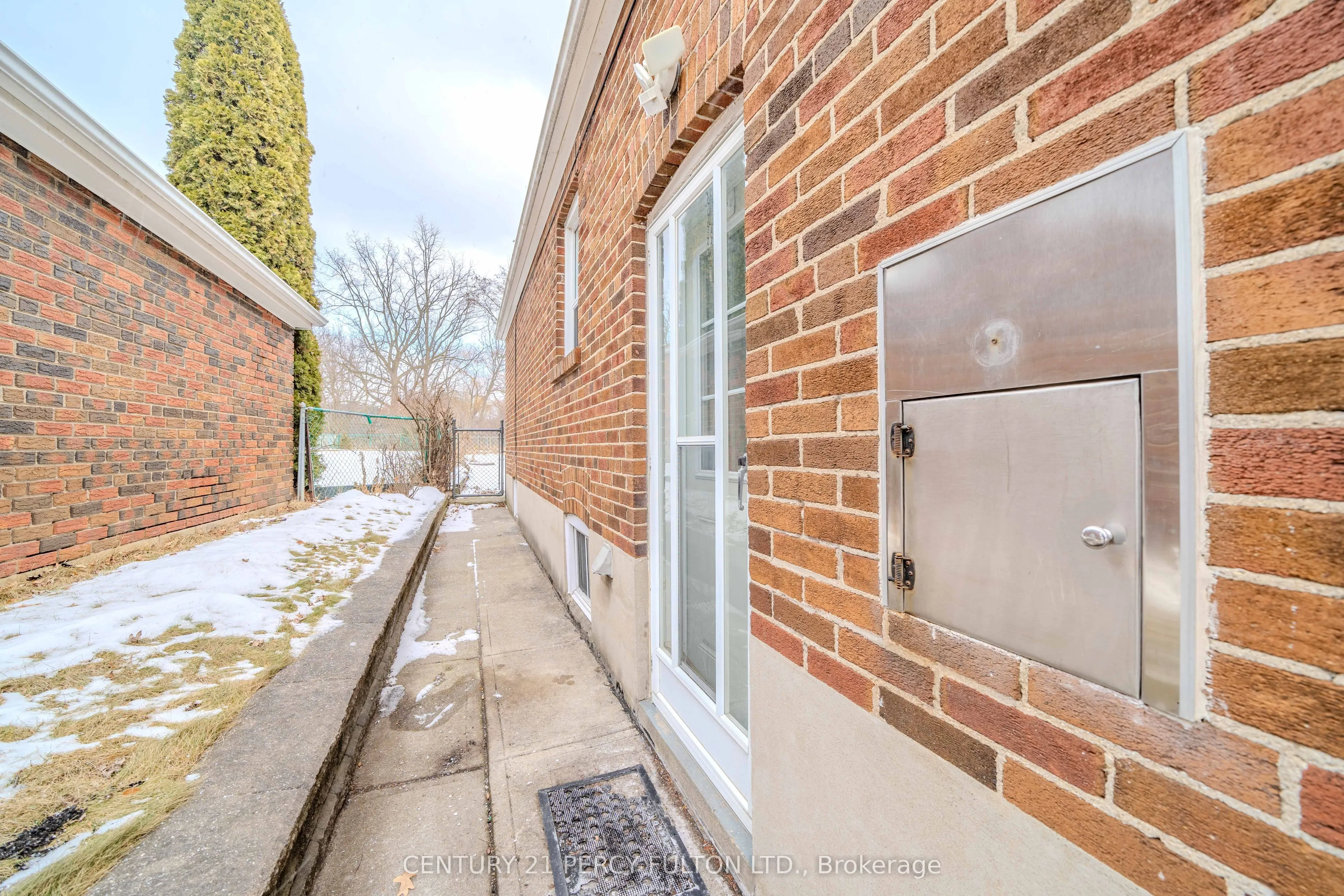 63 Midland Avenue