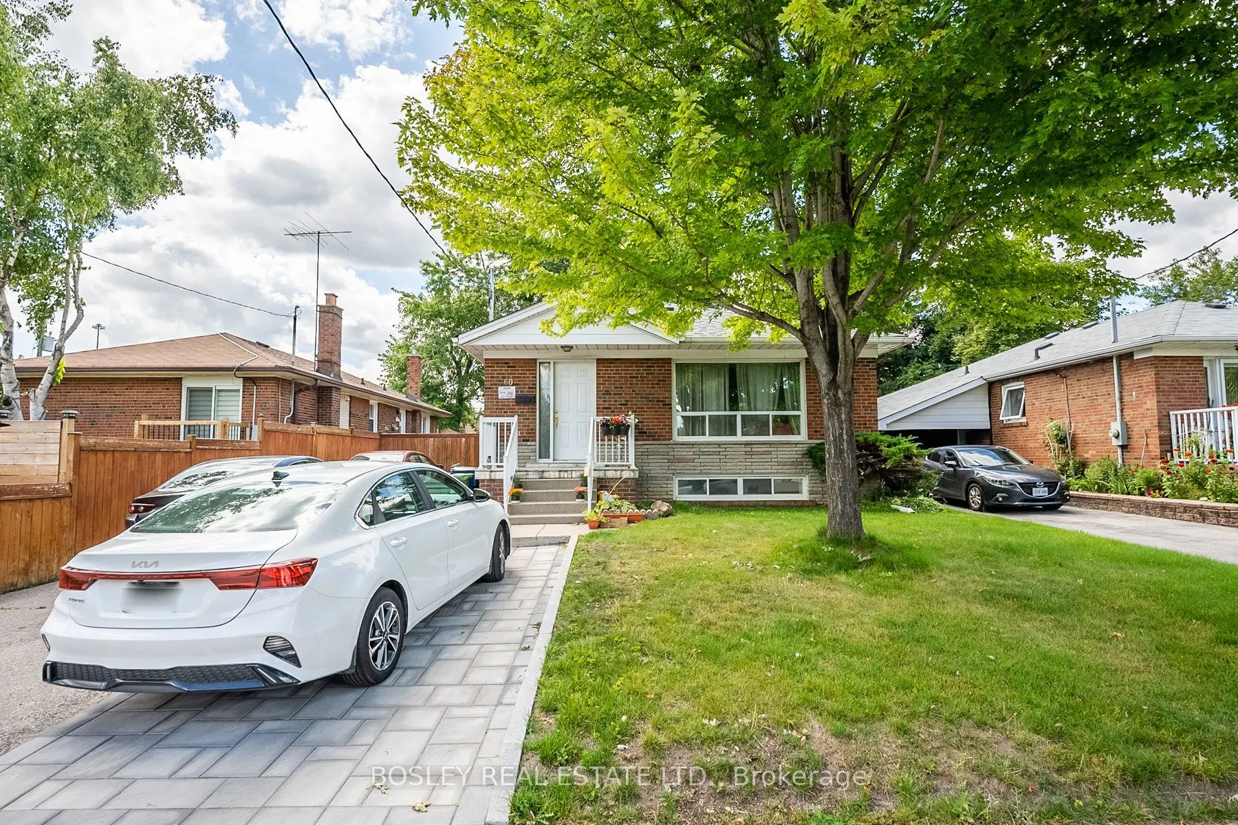 60 Wishing Well Drive, #Lower