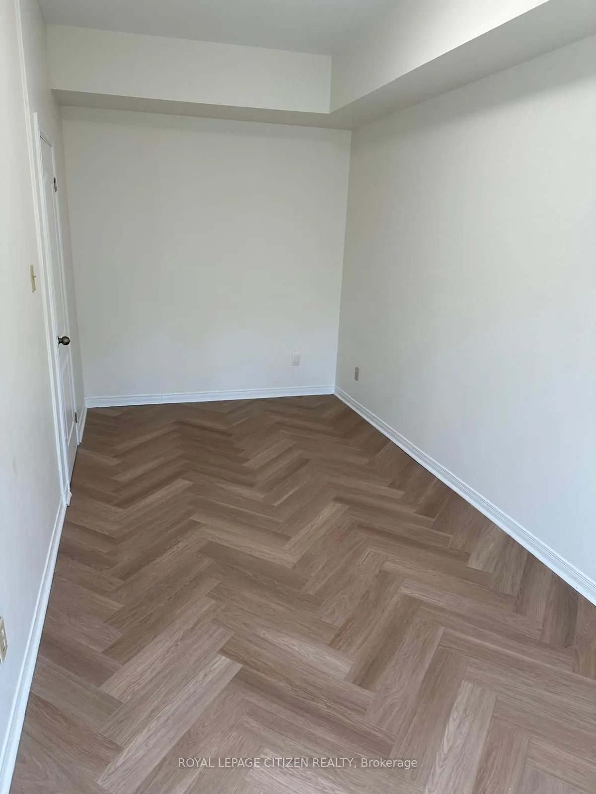 1864 Danforth Avenue, #203