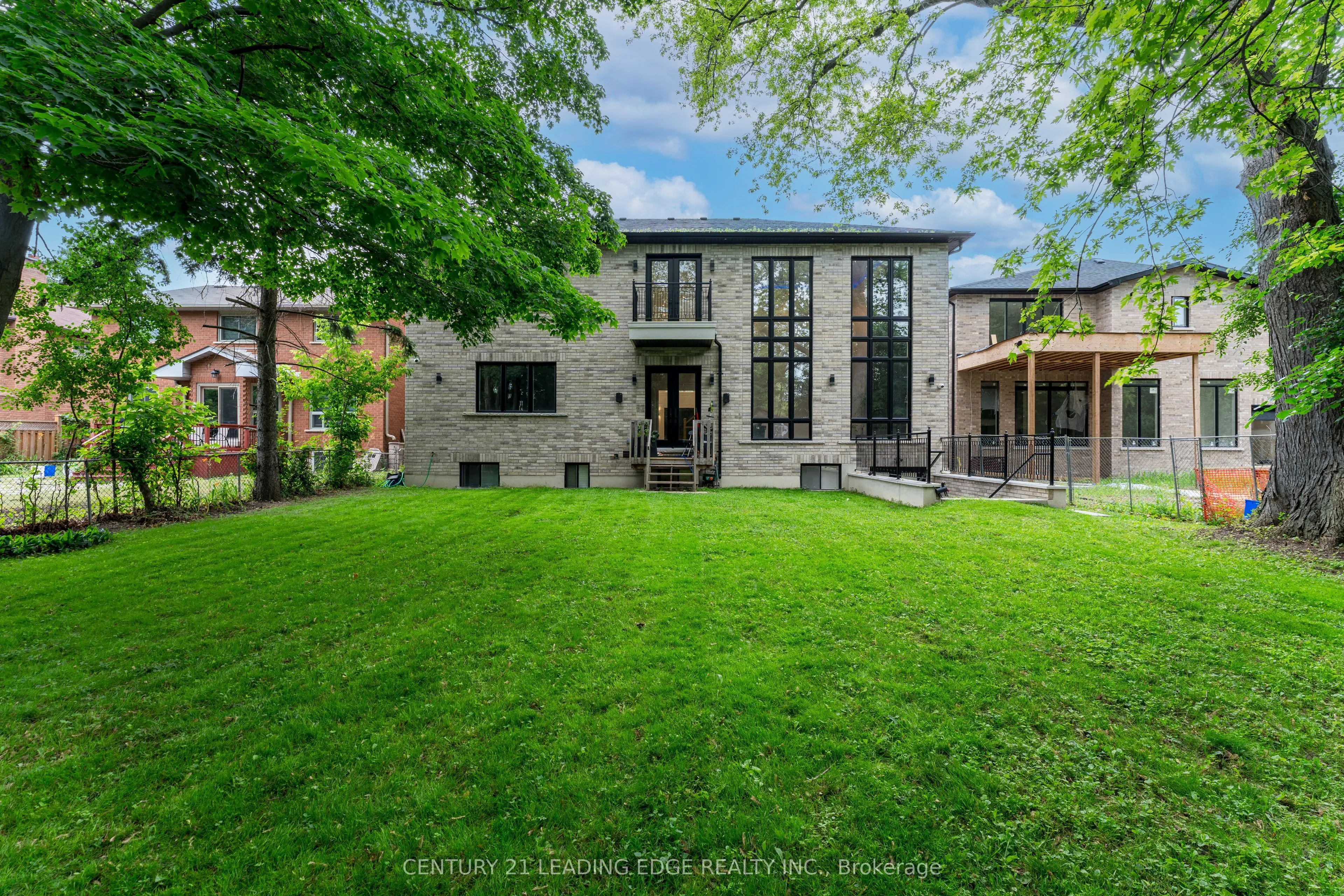 3995 Ellesmere Road