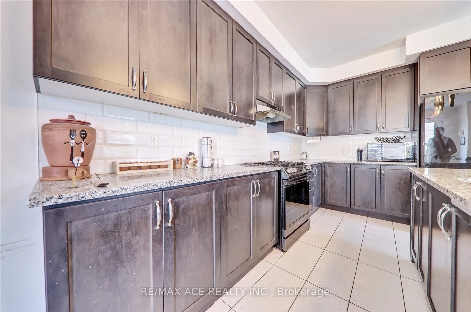 63 Wamsley Crescent