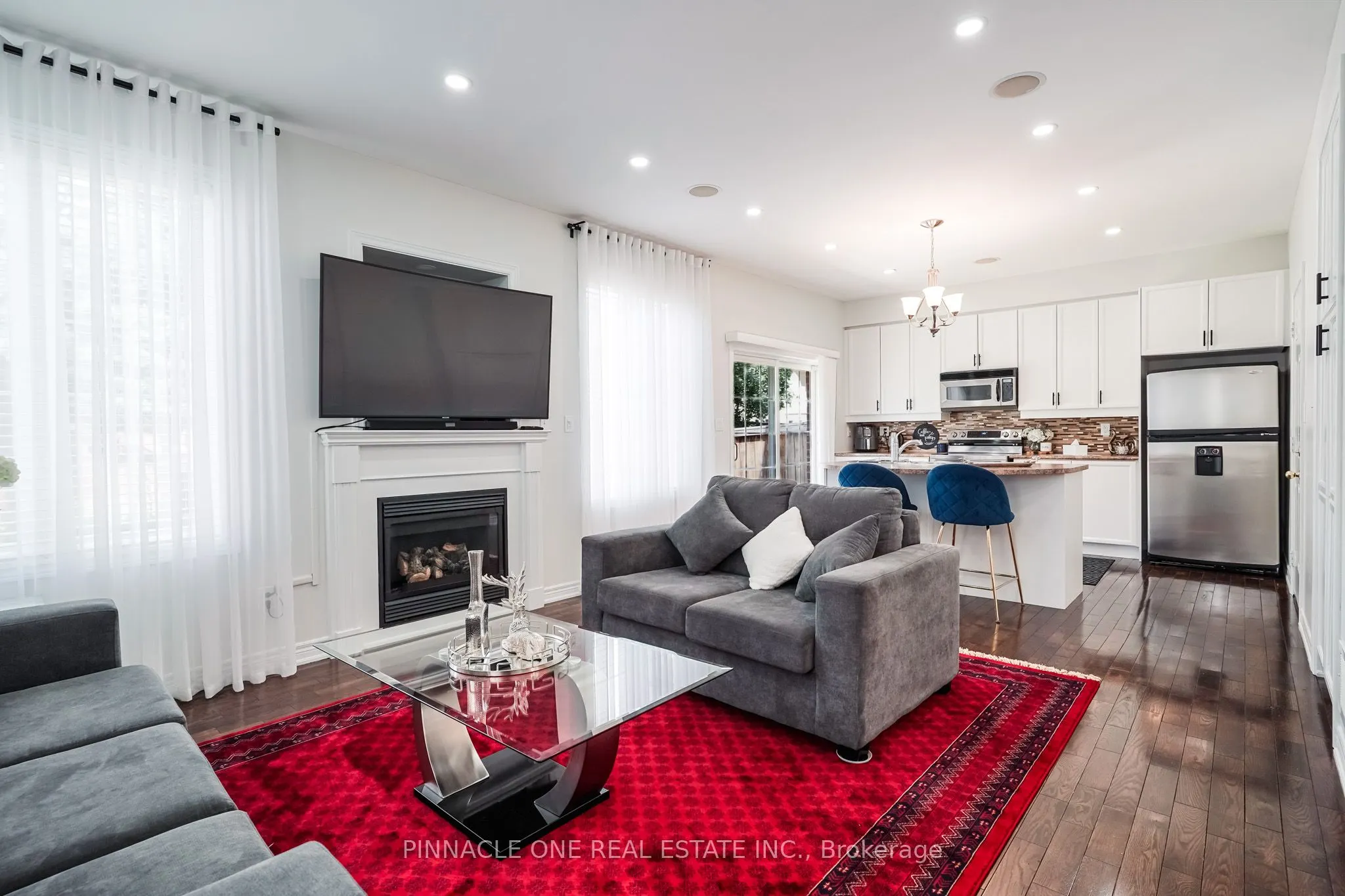 2 Marriner Crescent