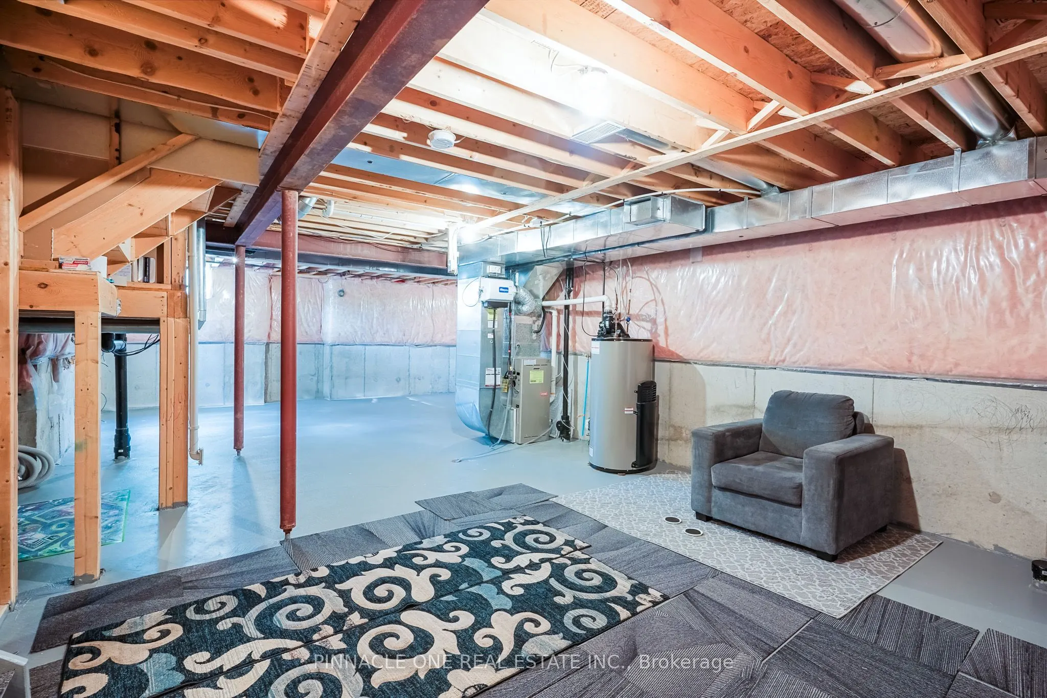 2 Marriner Crescent