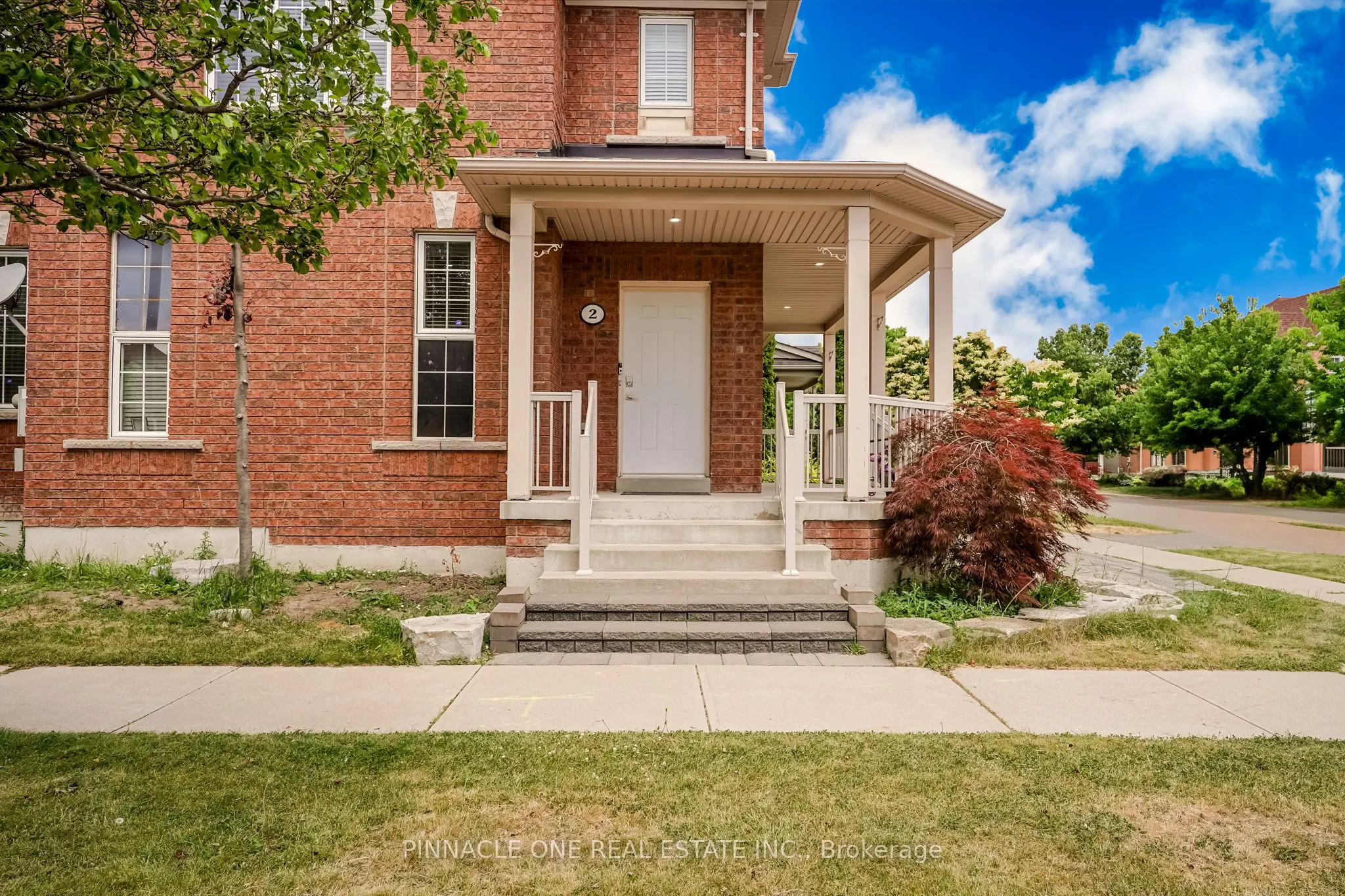 2 Marriner Crescent