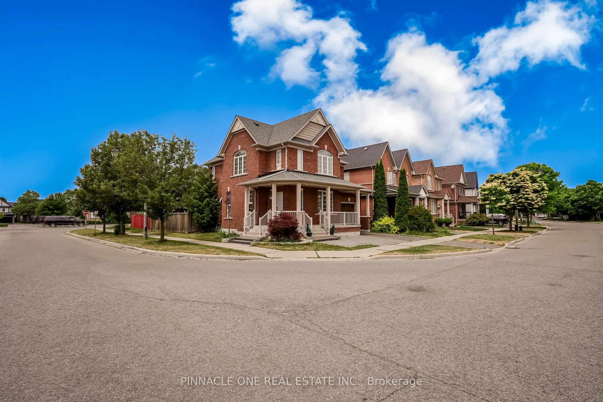 2 Marriner Crescent