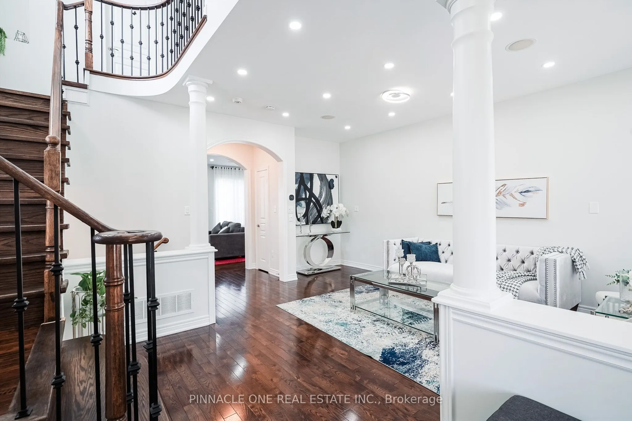 2 Marriner Crescent