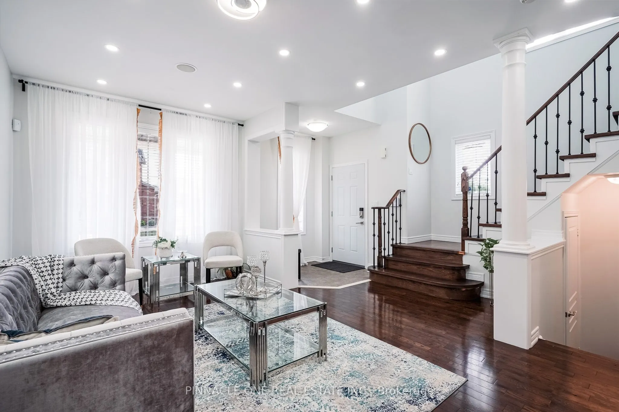 2 Marriner Crescent