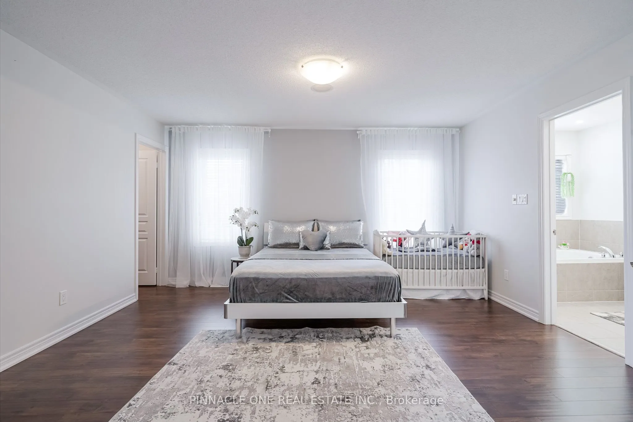 2 Marriner Crescent