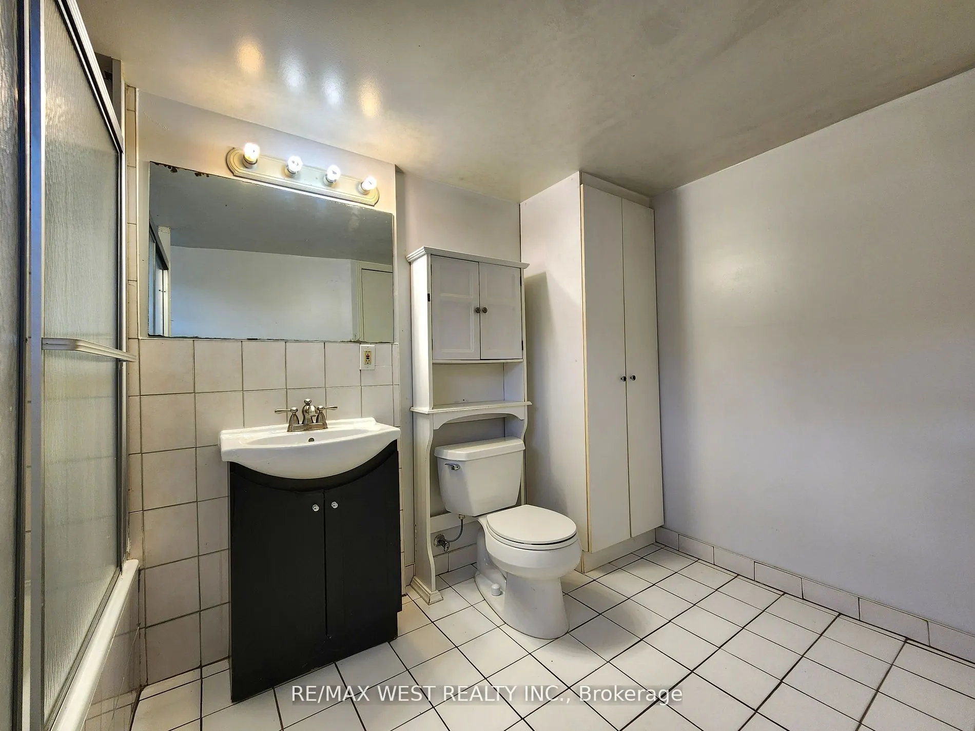 5 Cora Crescent, #Bsmt