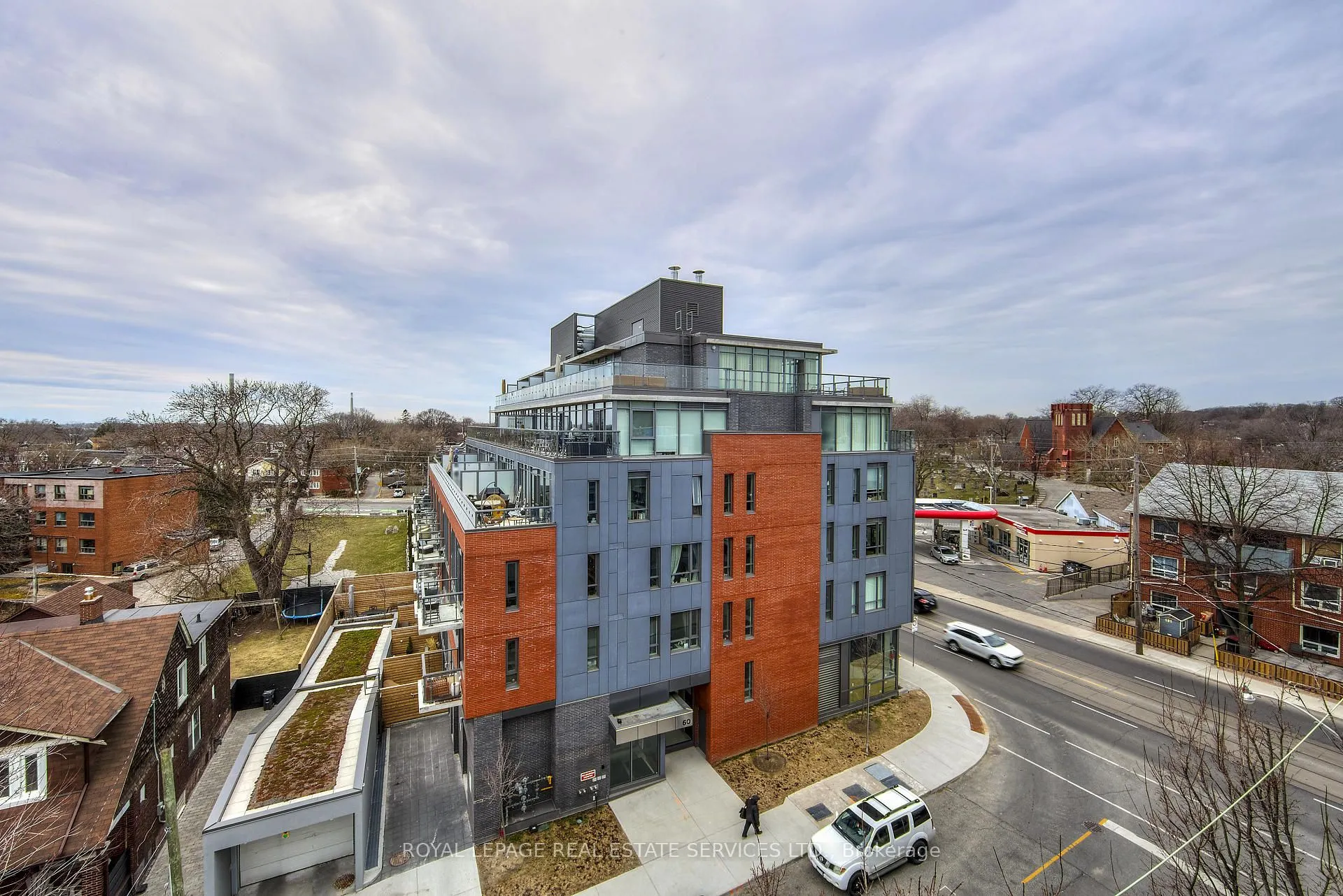 323 Kingston Road S, #203