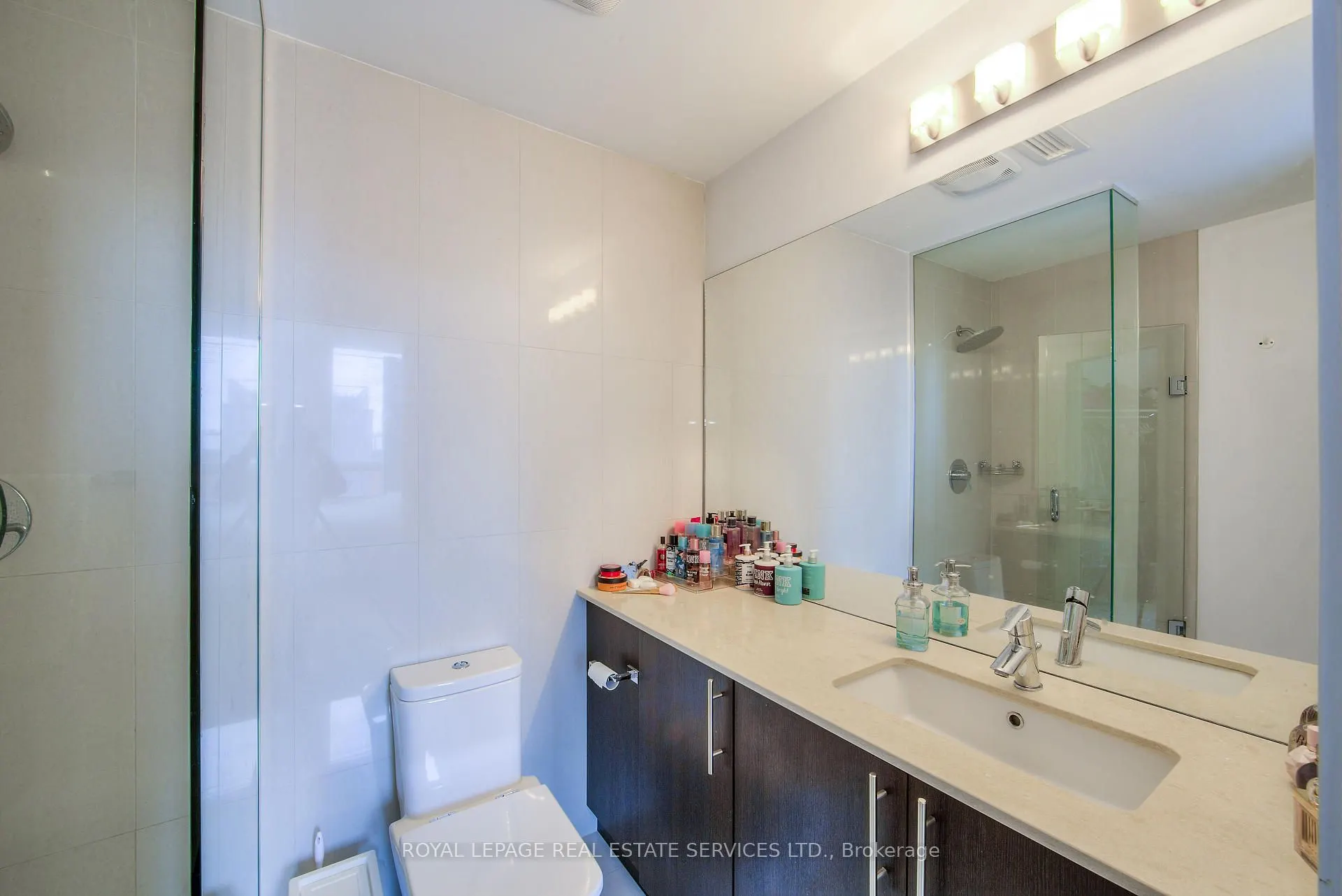 323 Kingston Road S, #203
