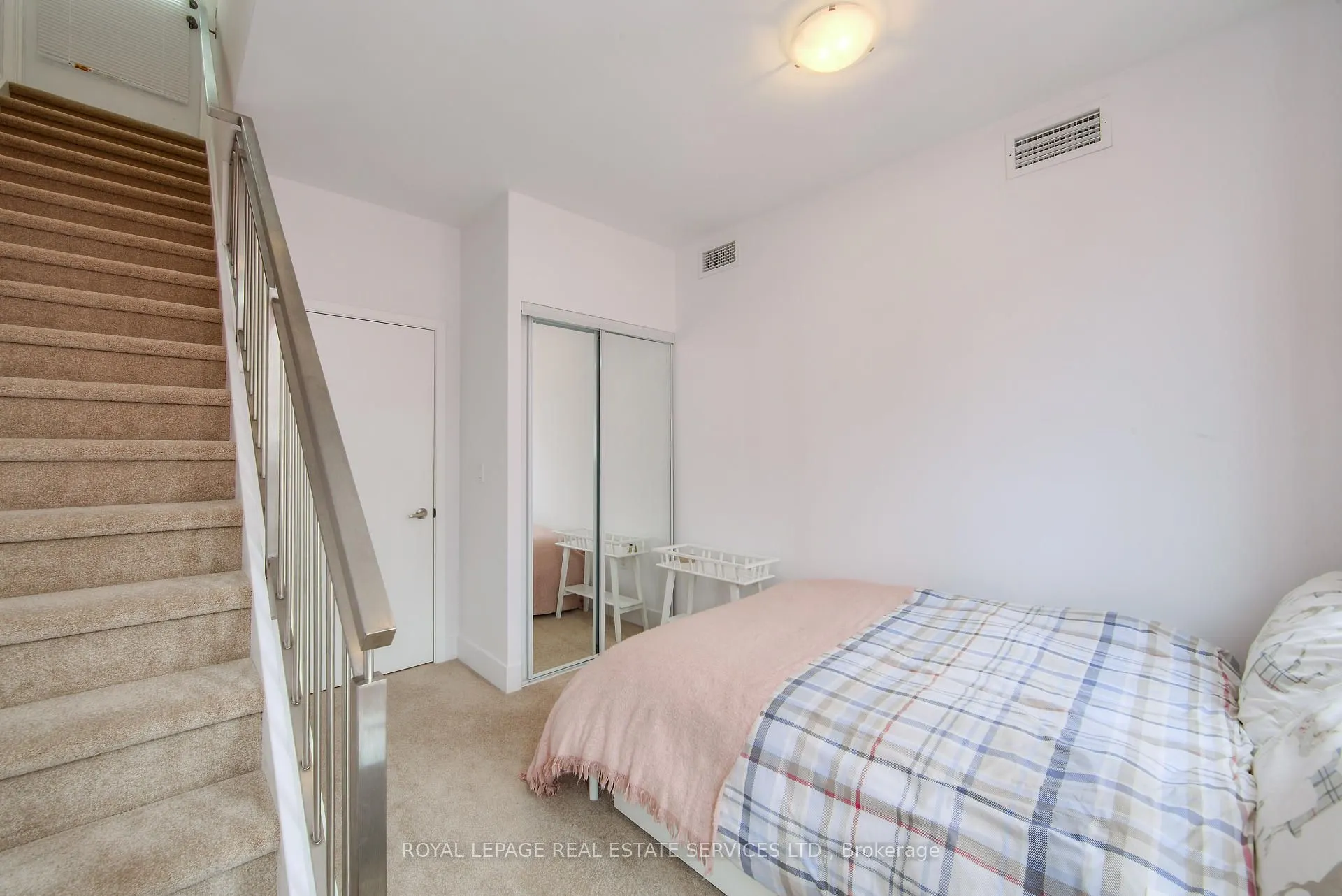 323 Kingston Road S, #203
