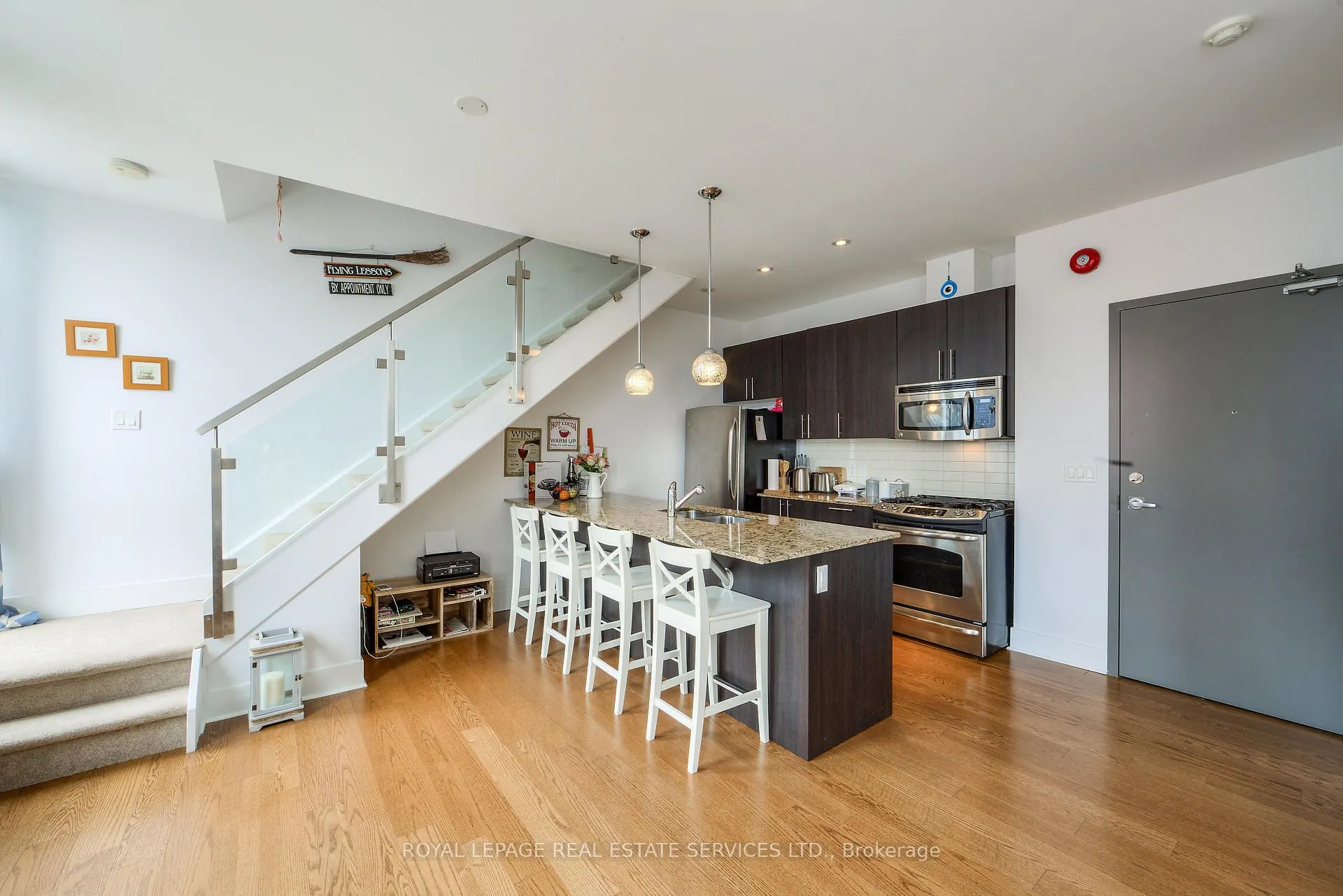 323 Kingston Road S, #203