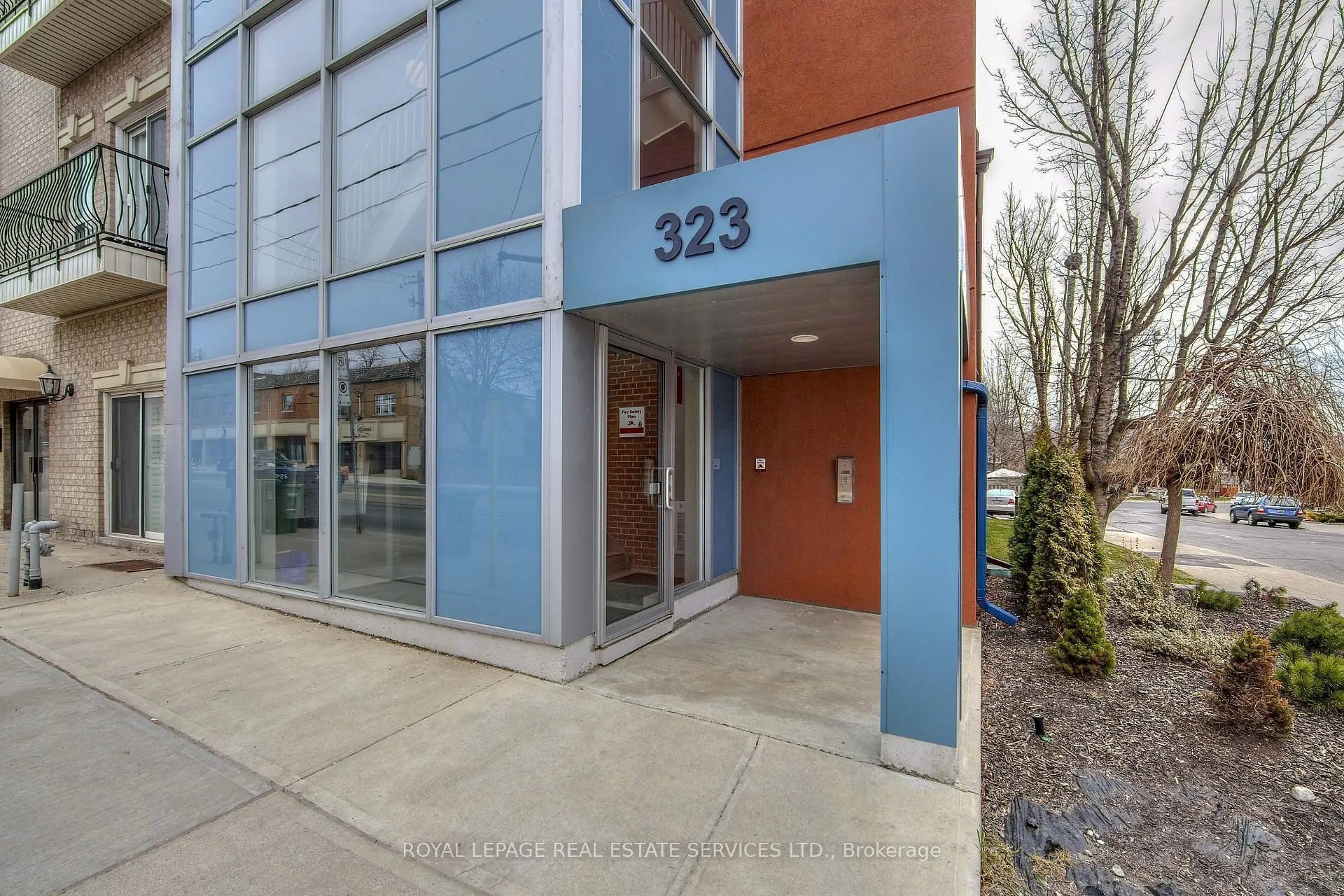 323 Kingston Road S, #203