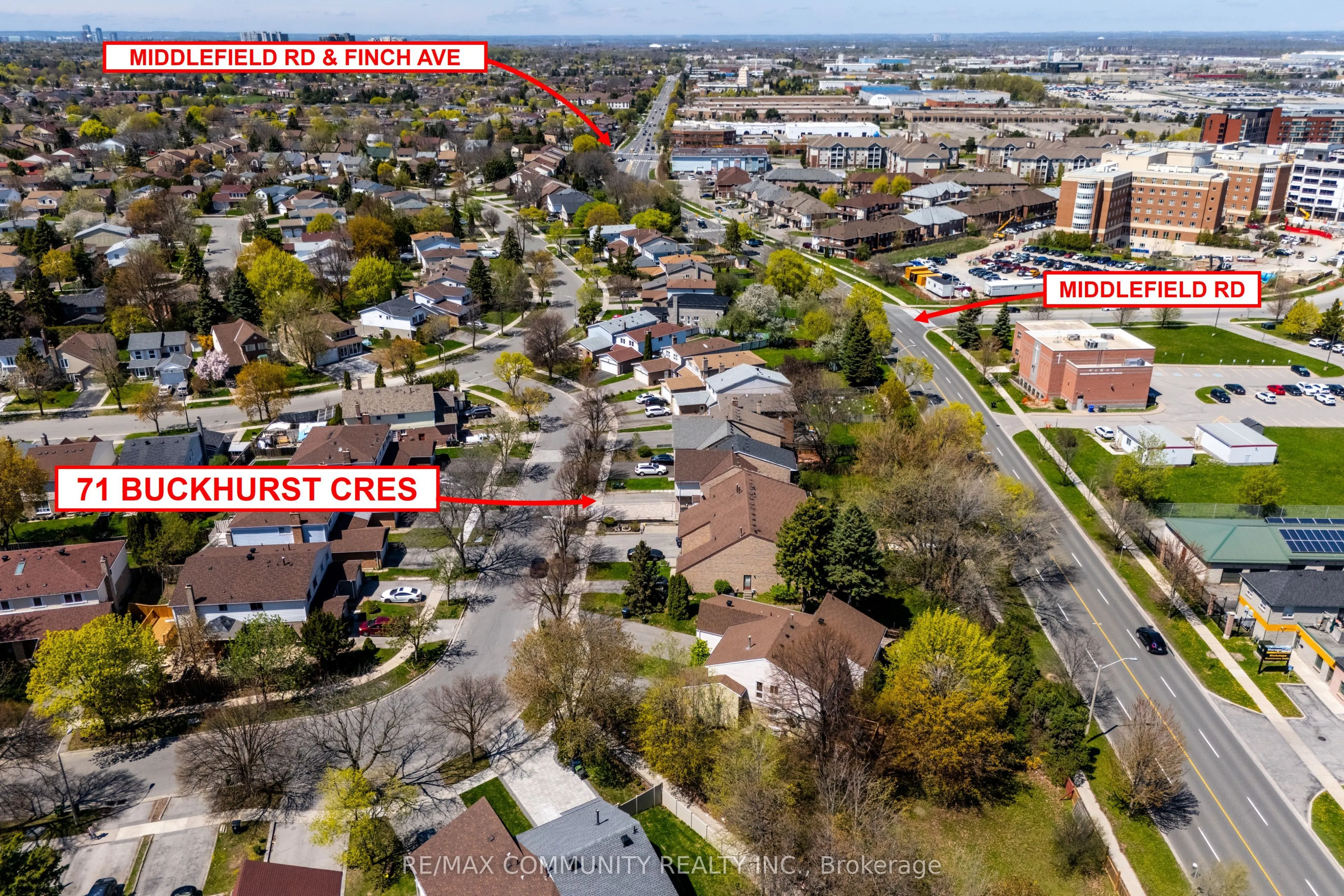 71 Buckhurst Crescent