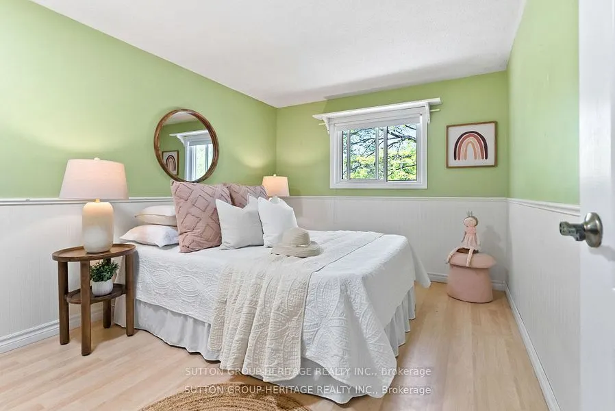 232 Kensington Crescent