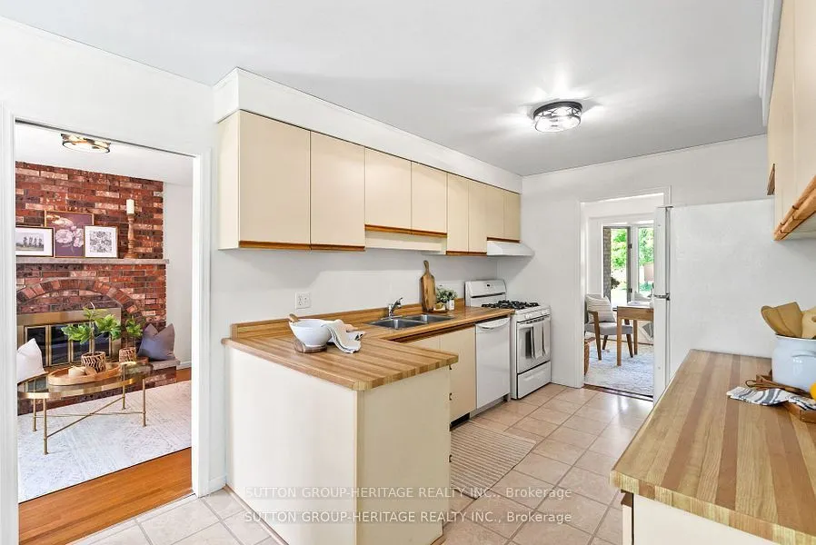 232 Kensington Crescent