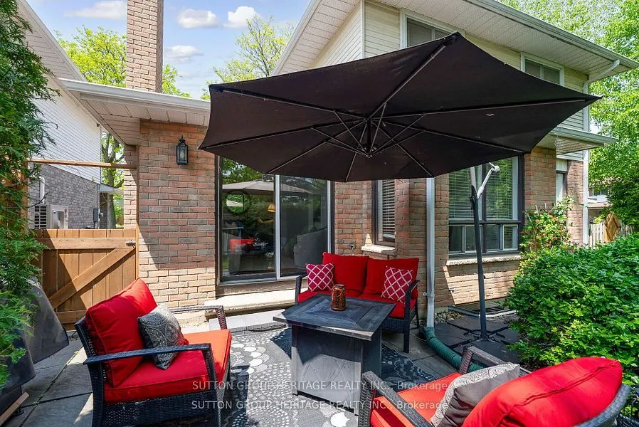 232 Kensington Crescent