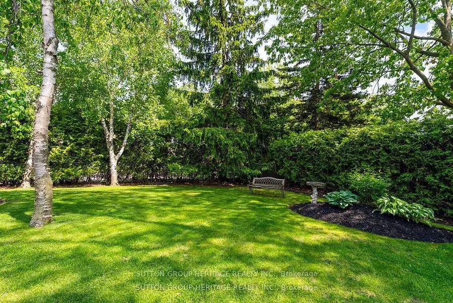 232 Kensington Crescent
