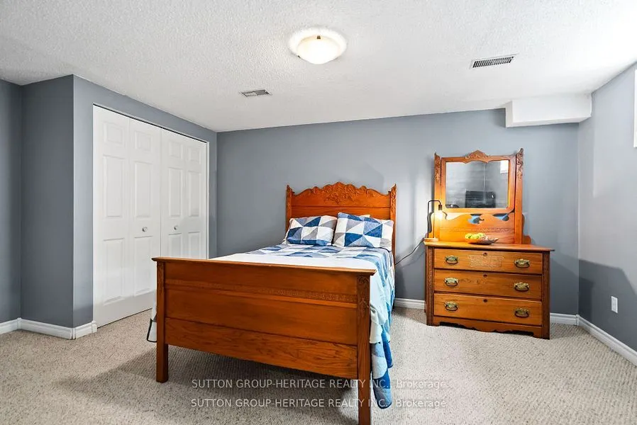 232 Kensington Crescent