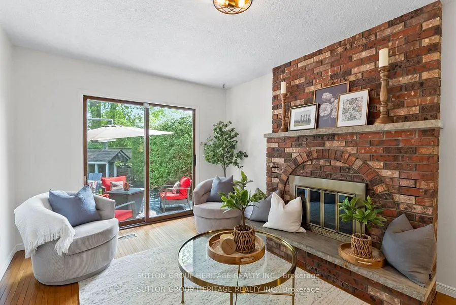 232 Kensington Crescent