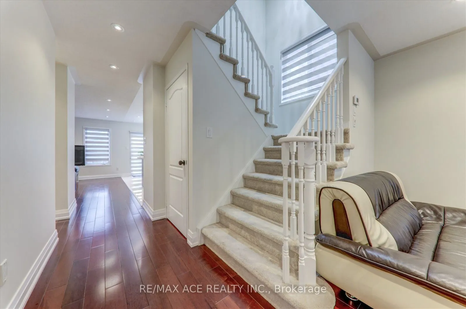11 Middlecote Drive