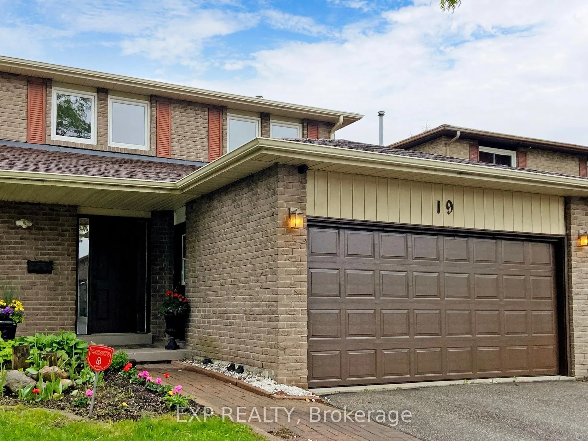 19 Kenscott Road