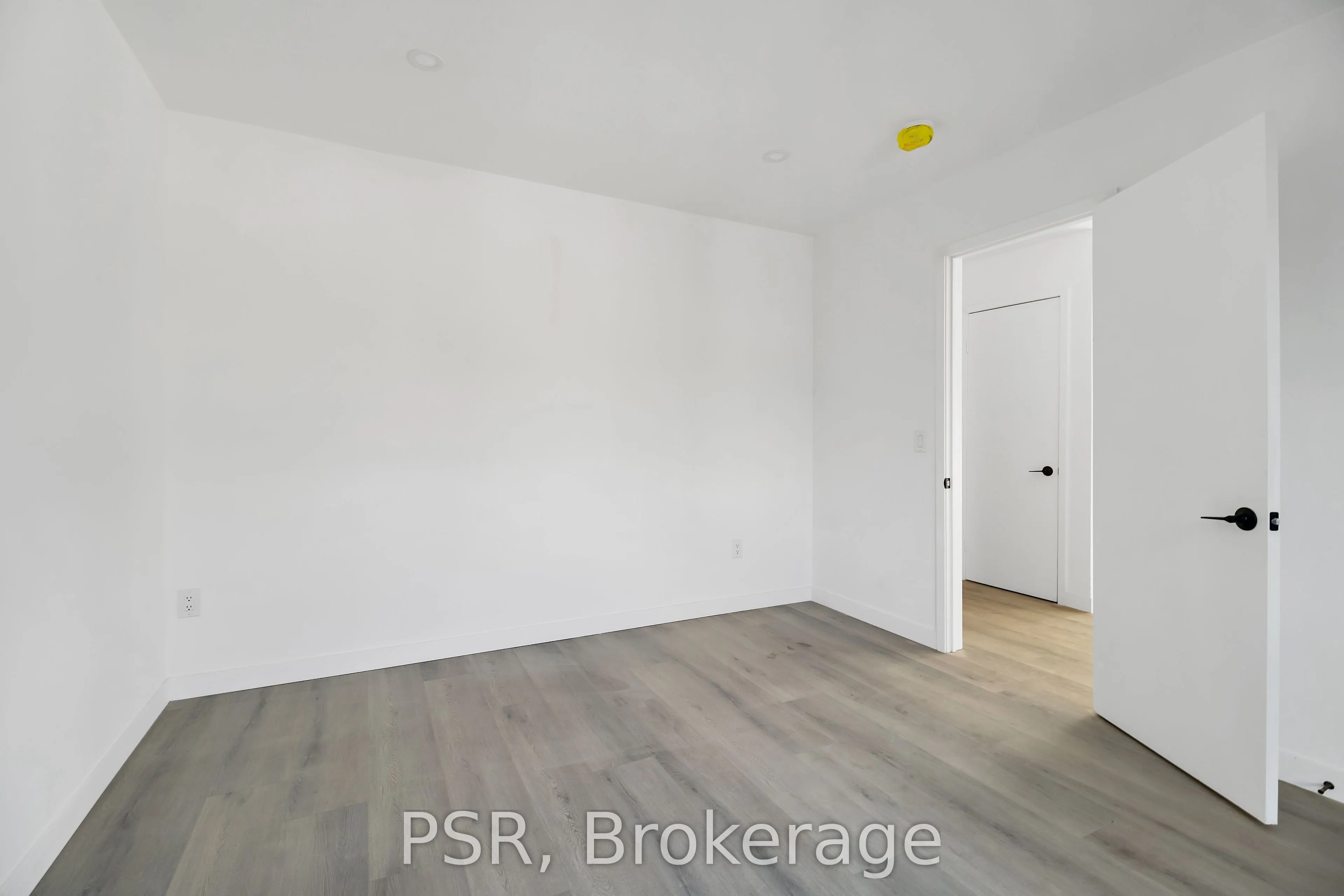 61 Orchard Park Drive, #201