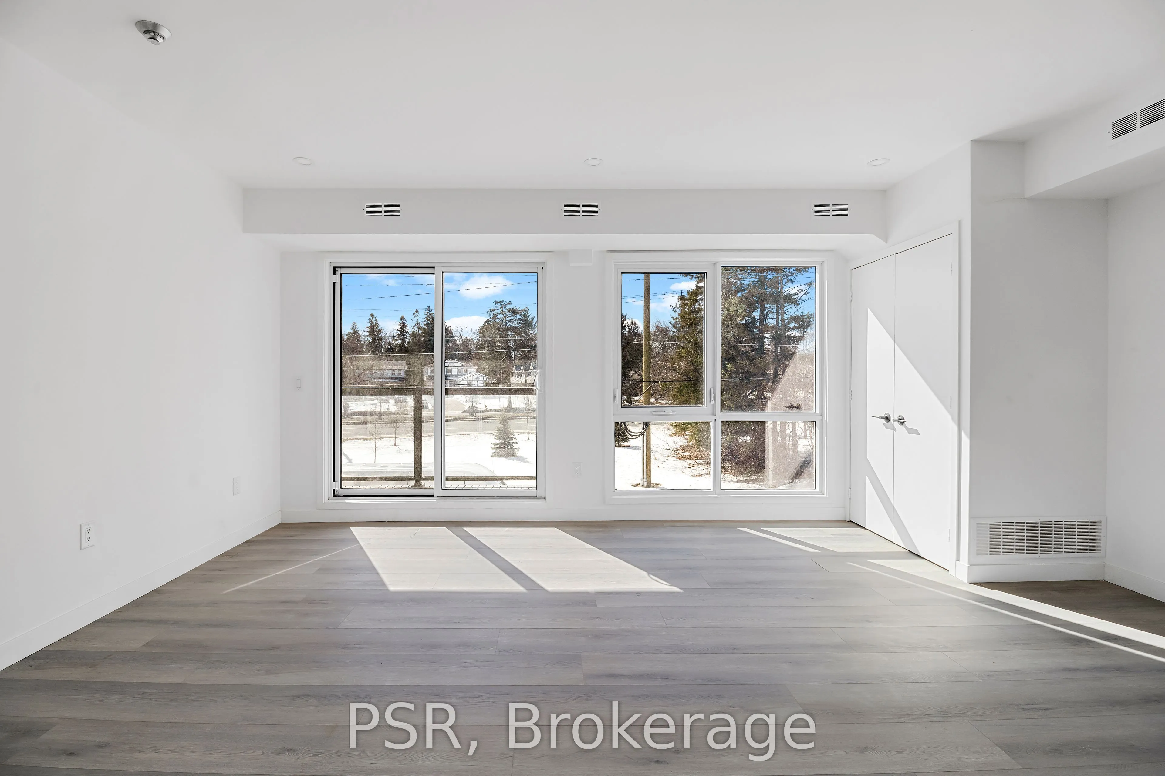 61 Orchard Park Drive, #201