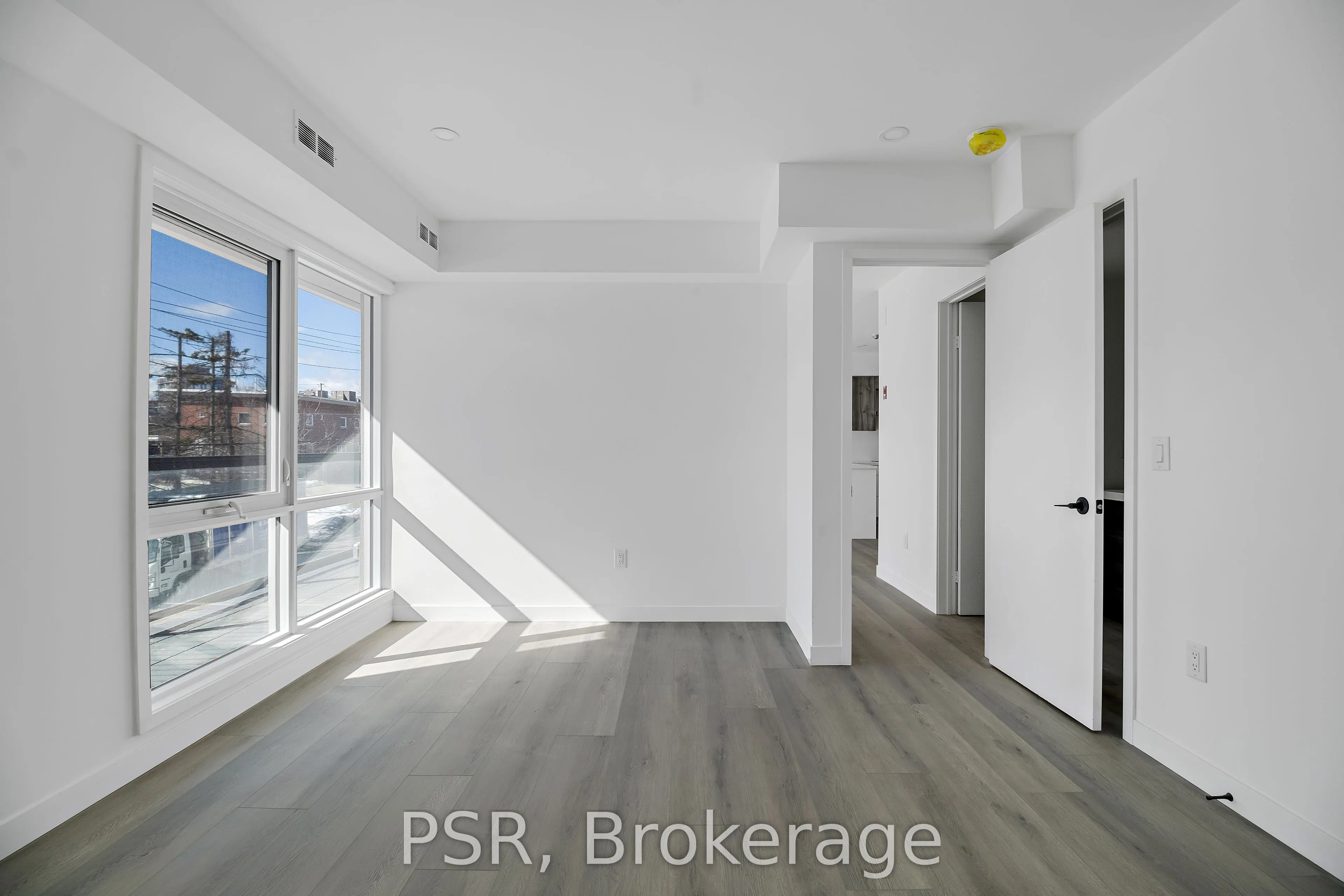 61 Orchard Park Drive, #201