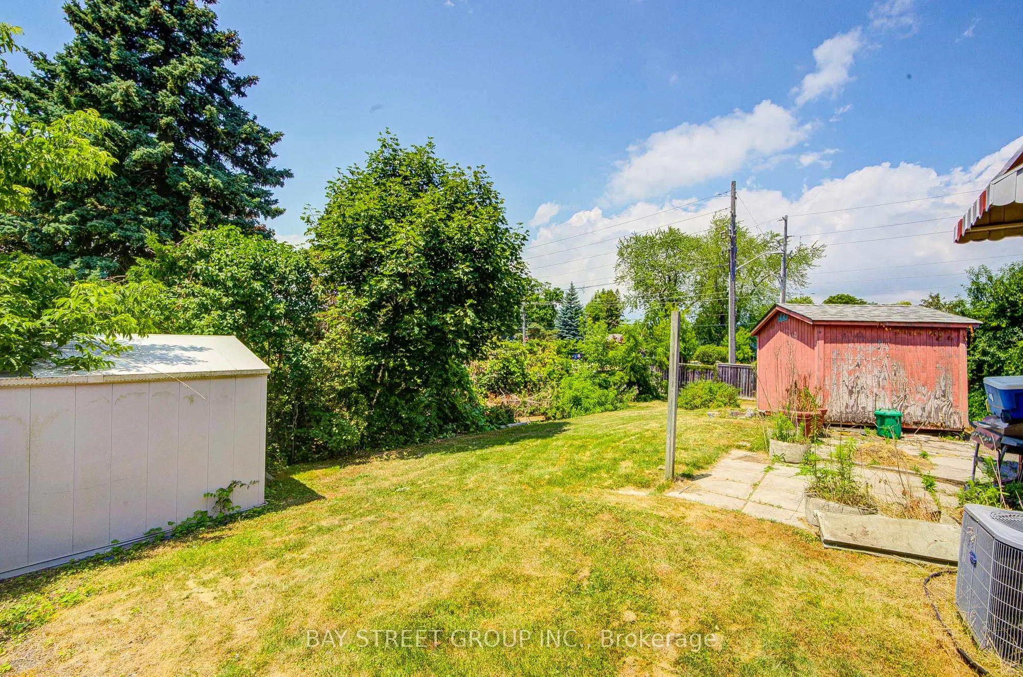 6 Keewatin Street S