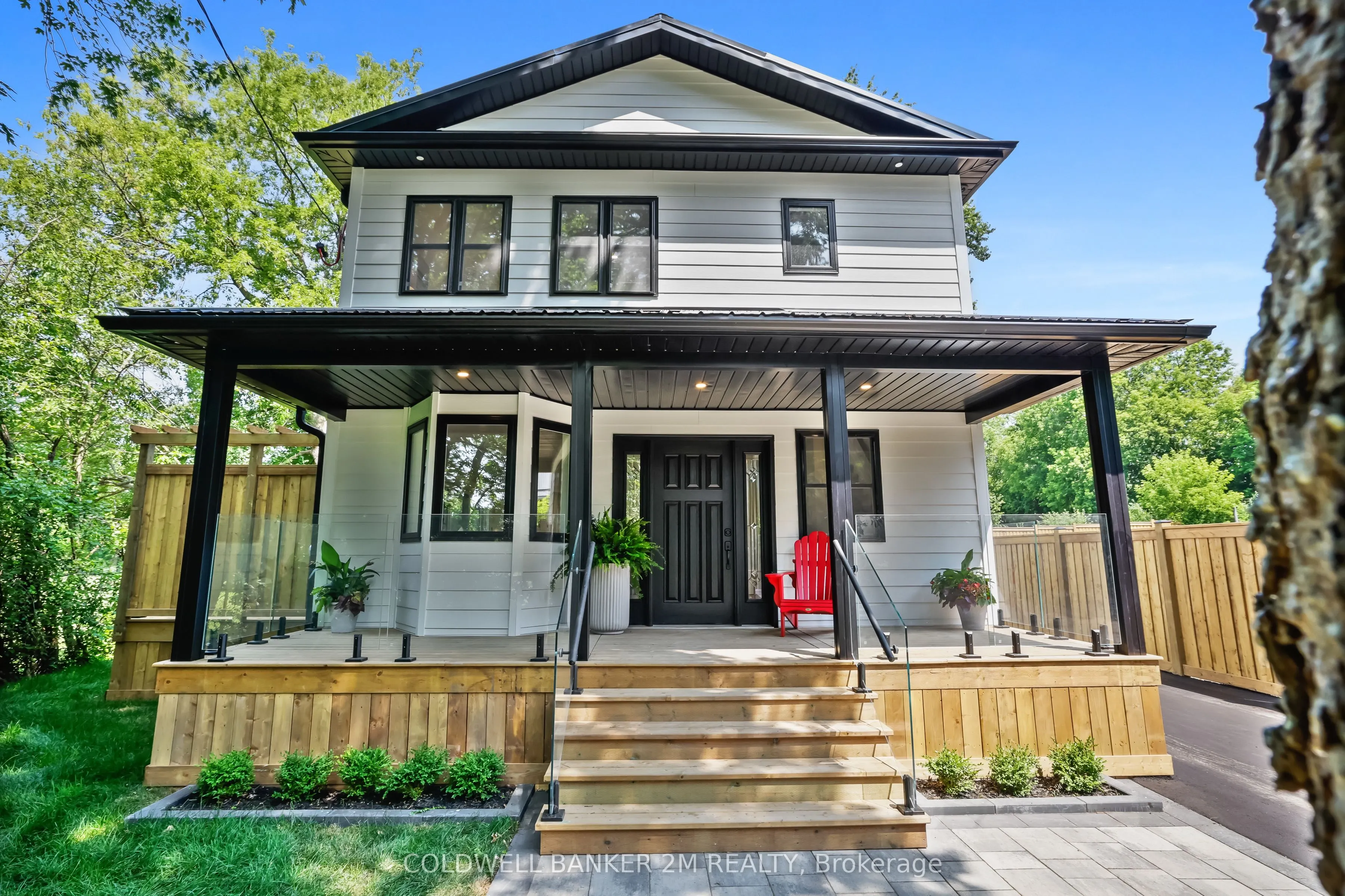 128 Buckingham Avenue