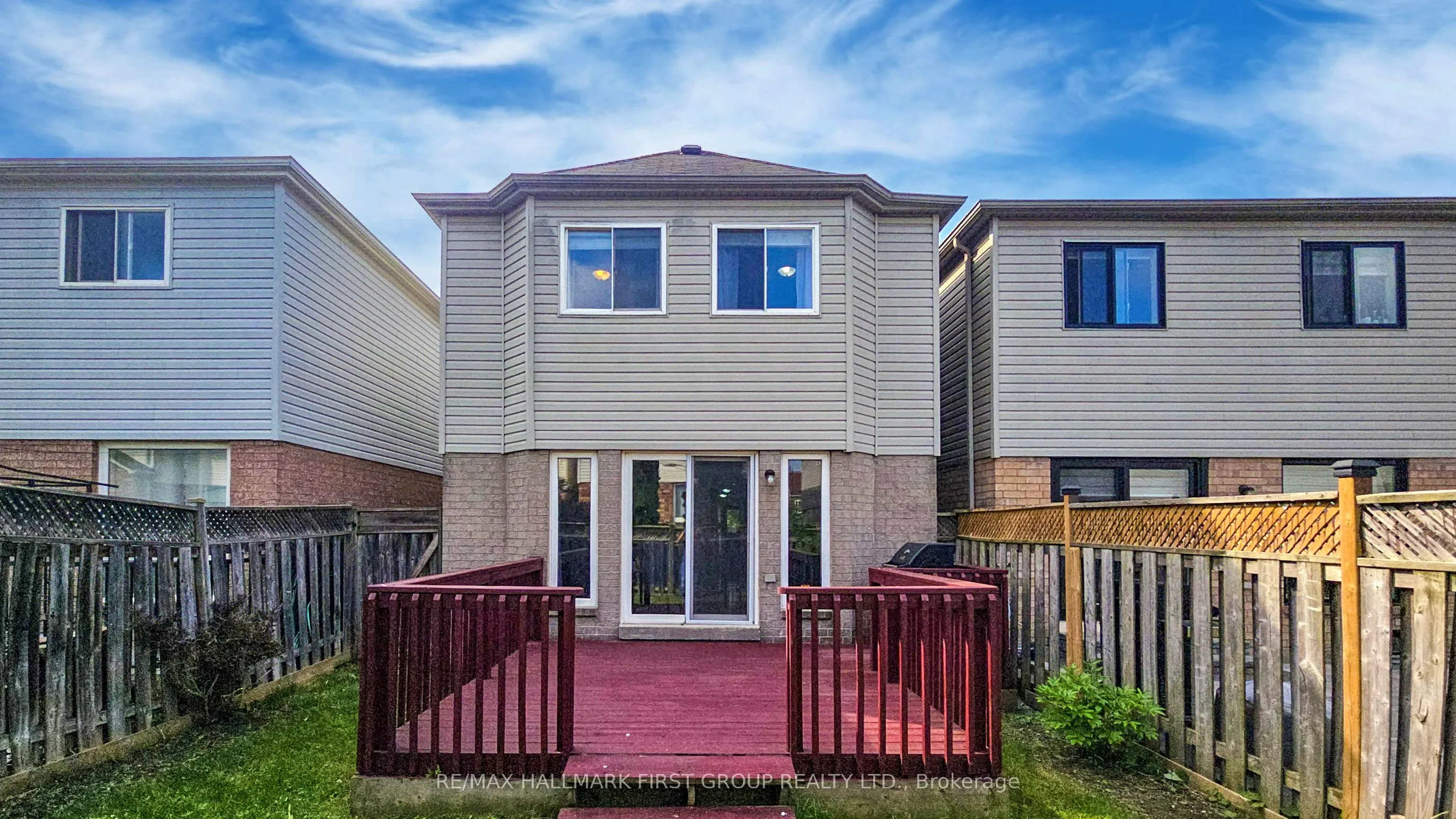 1552 Avonmore Square