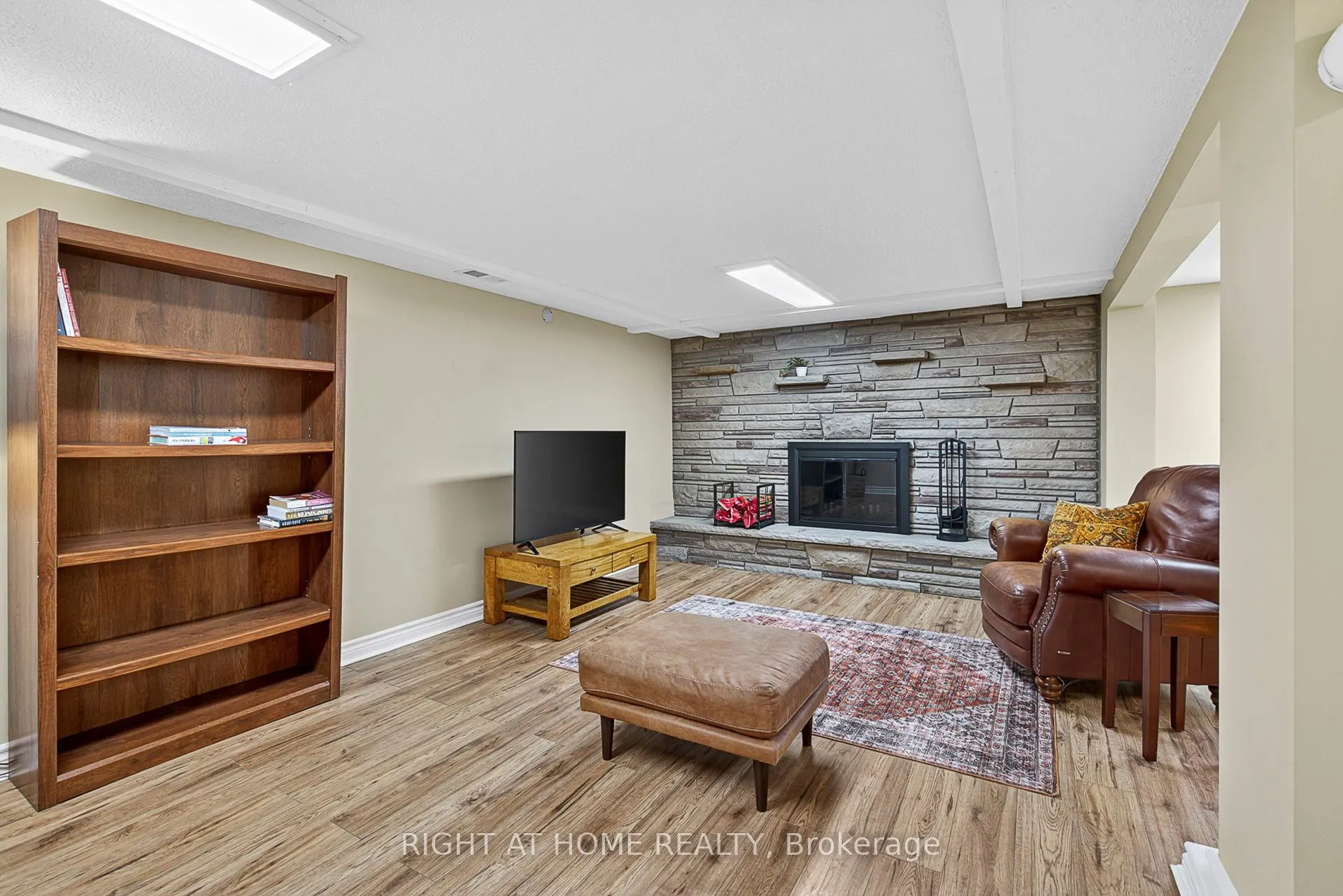 55 Midland Avenue