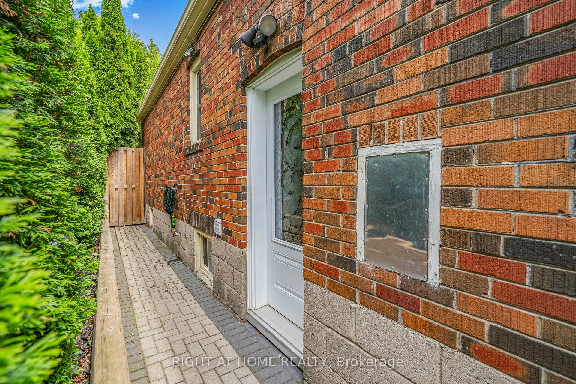 55 Midland Avenue