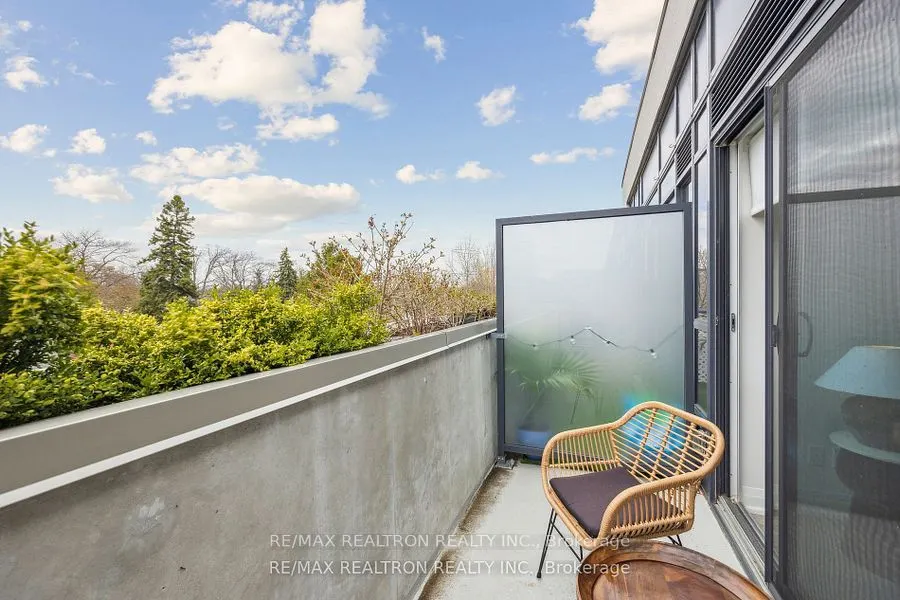 1400 Kingston Road, #307